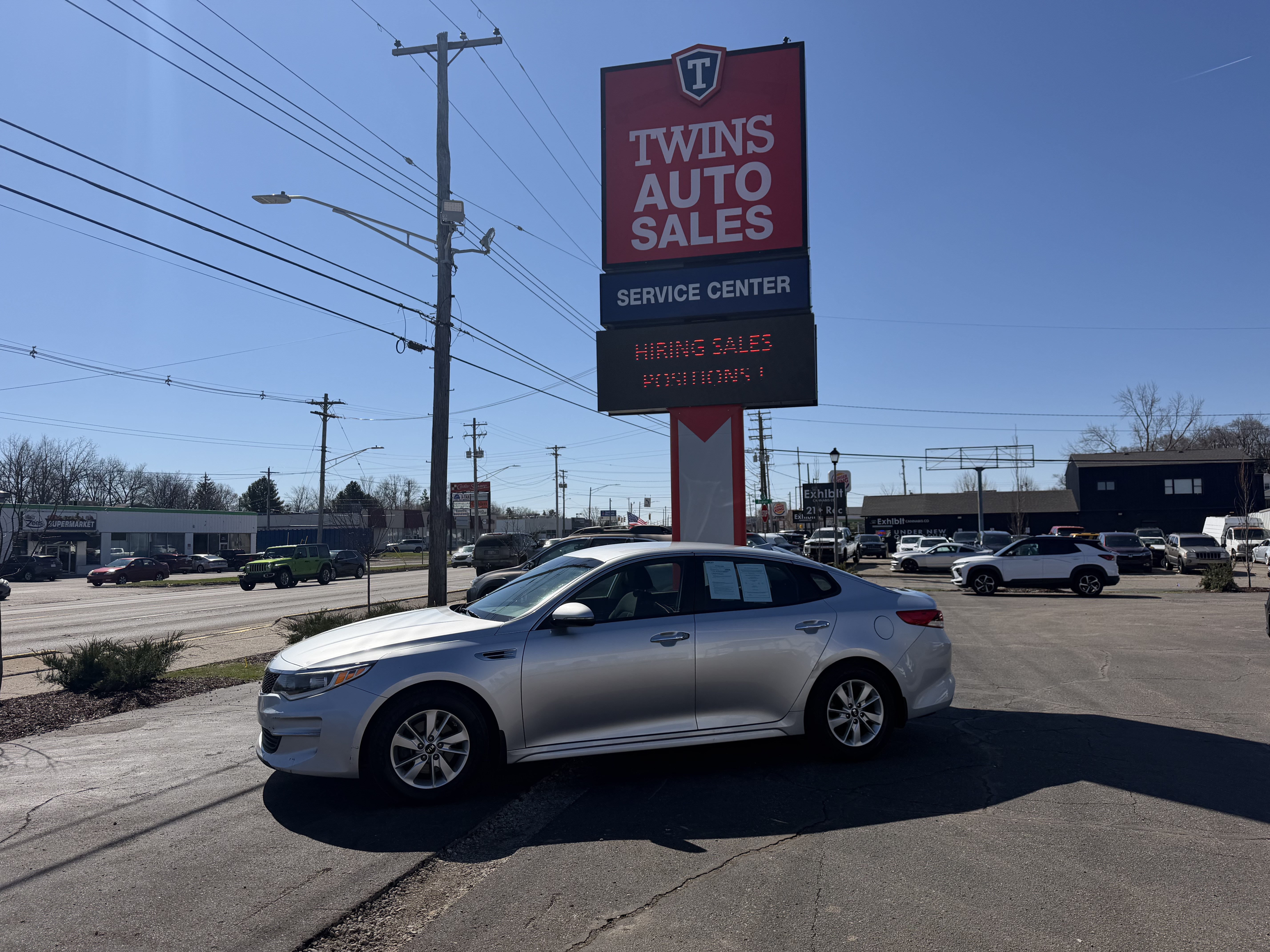 Silver 2017 Kia Optima LX Sedan Front-Wheel Drive 6-Speed Automatic