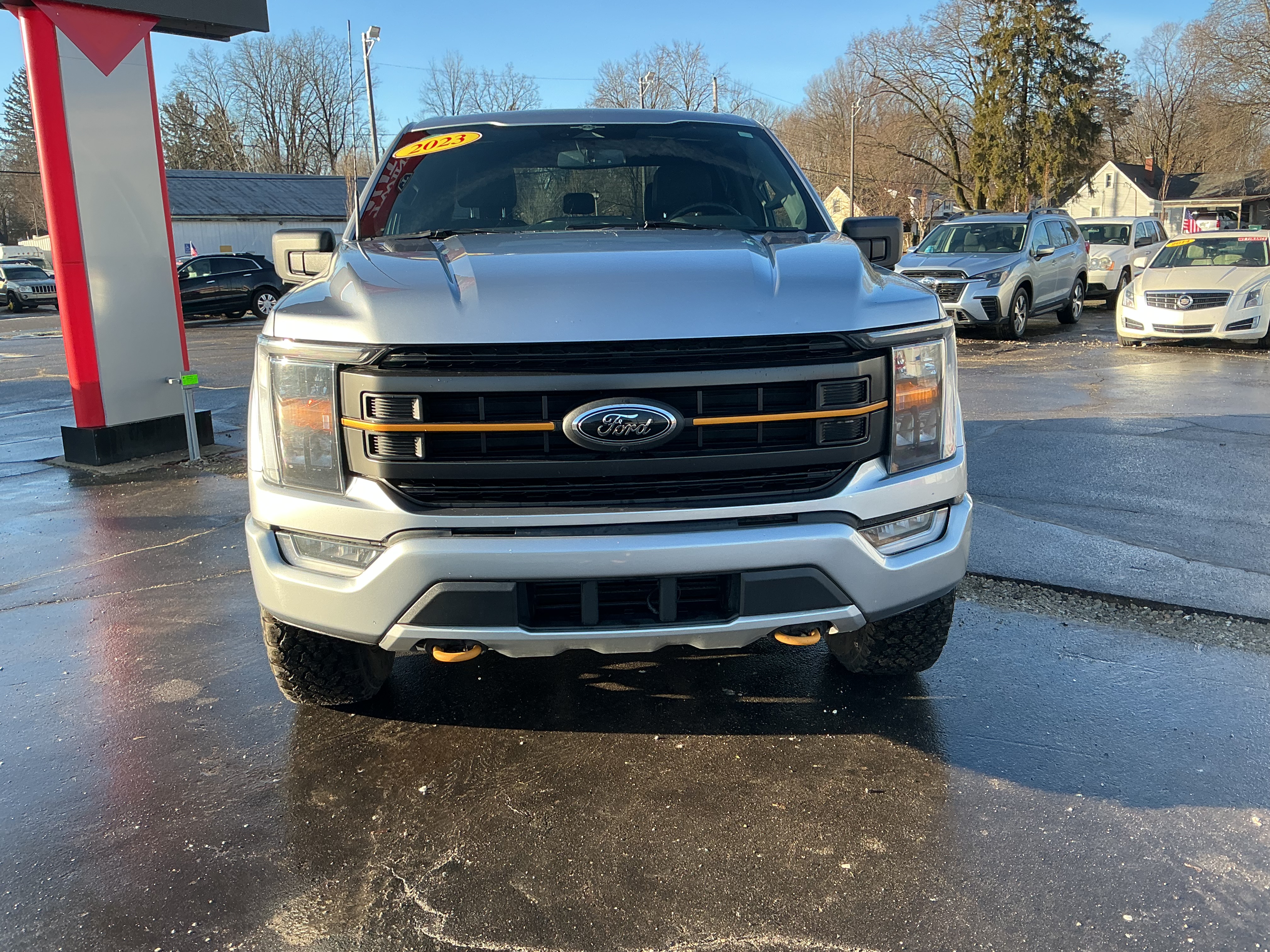 View vehicle photo 2