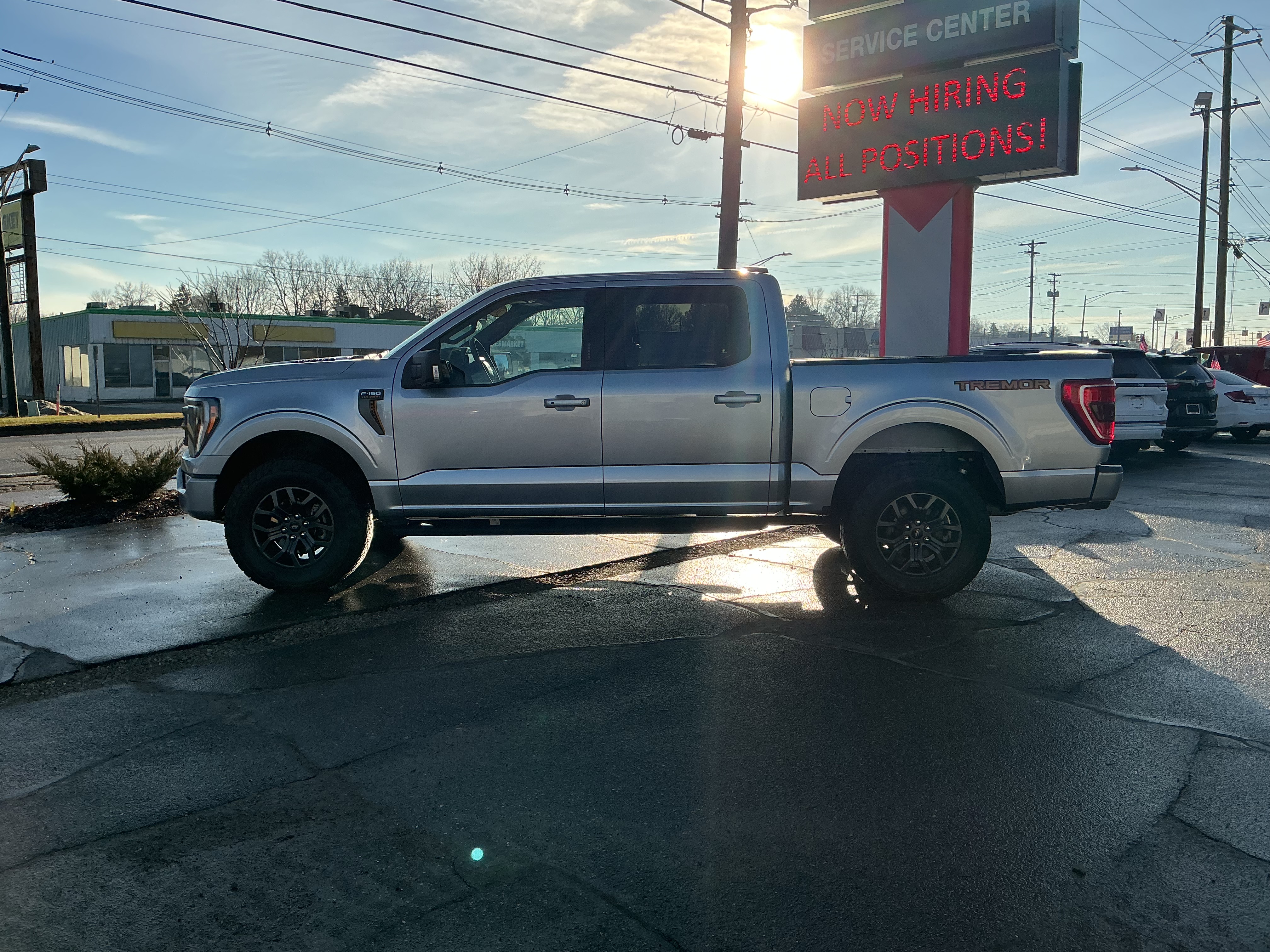 View vehicle photo 5