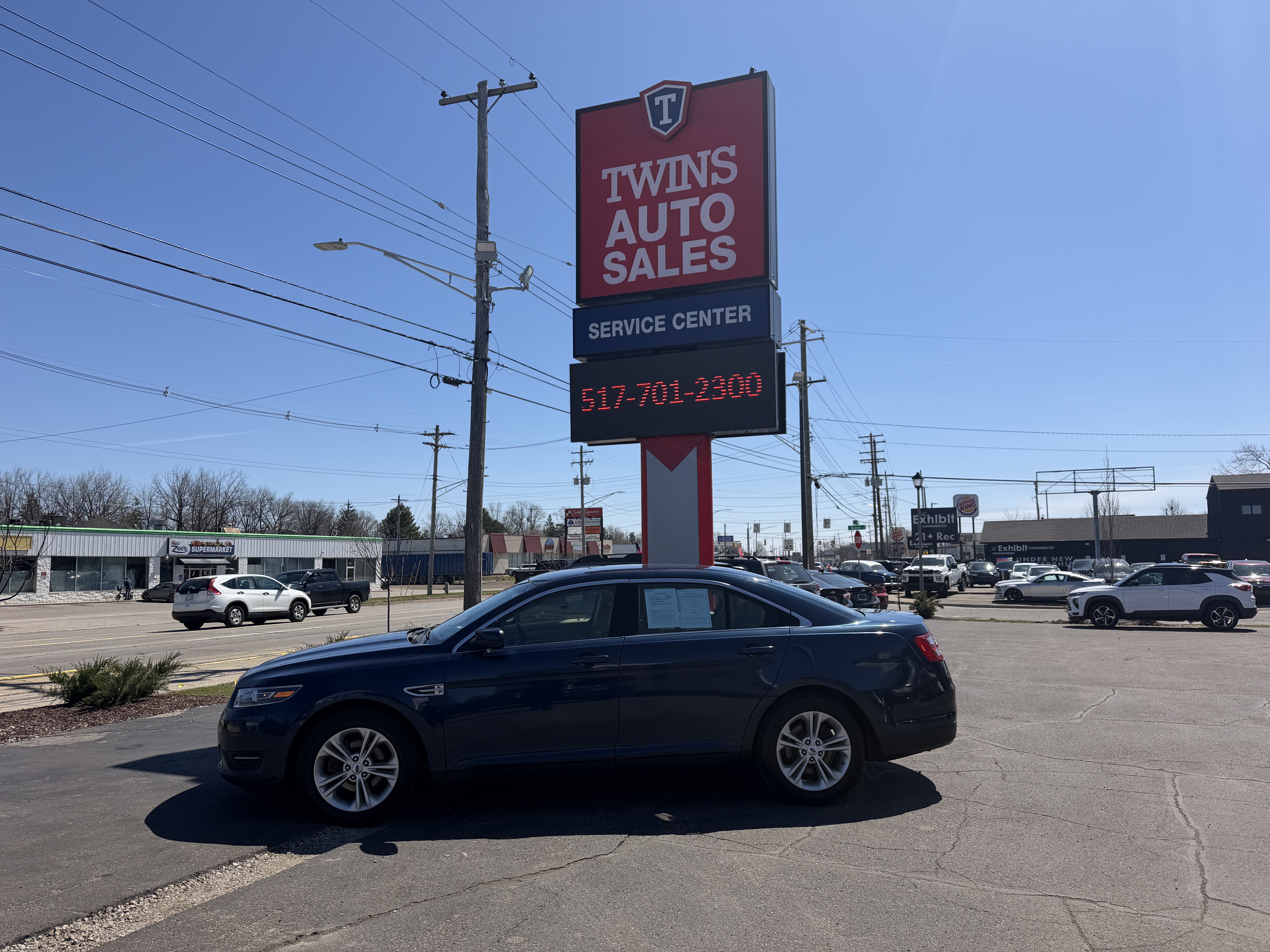Blue 2017 Ford Taurus SEL Sedan Front-Wheel Drive 6-Speed Automatic