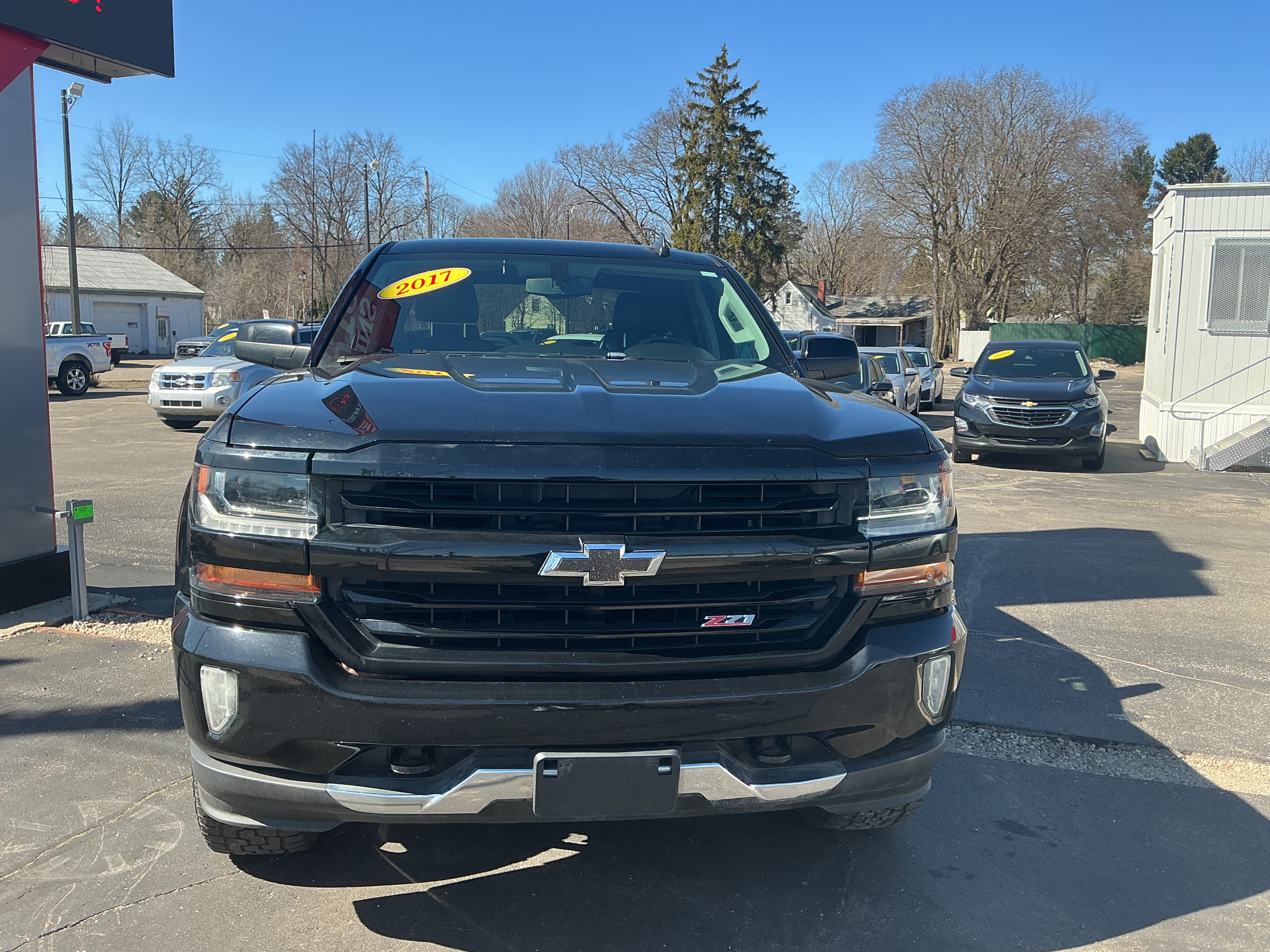 View vehicle photo 2