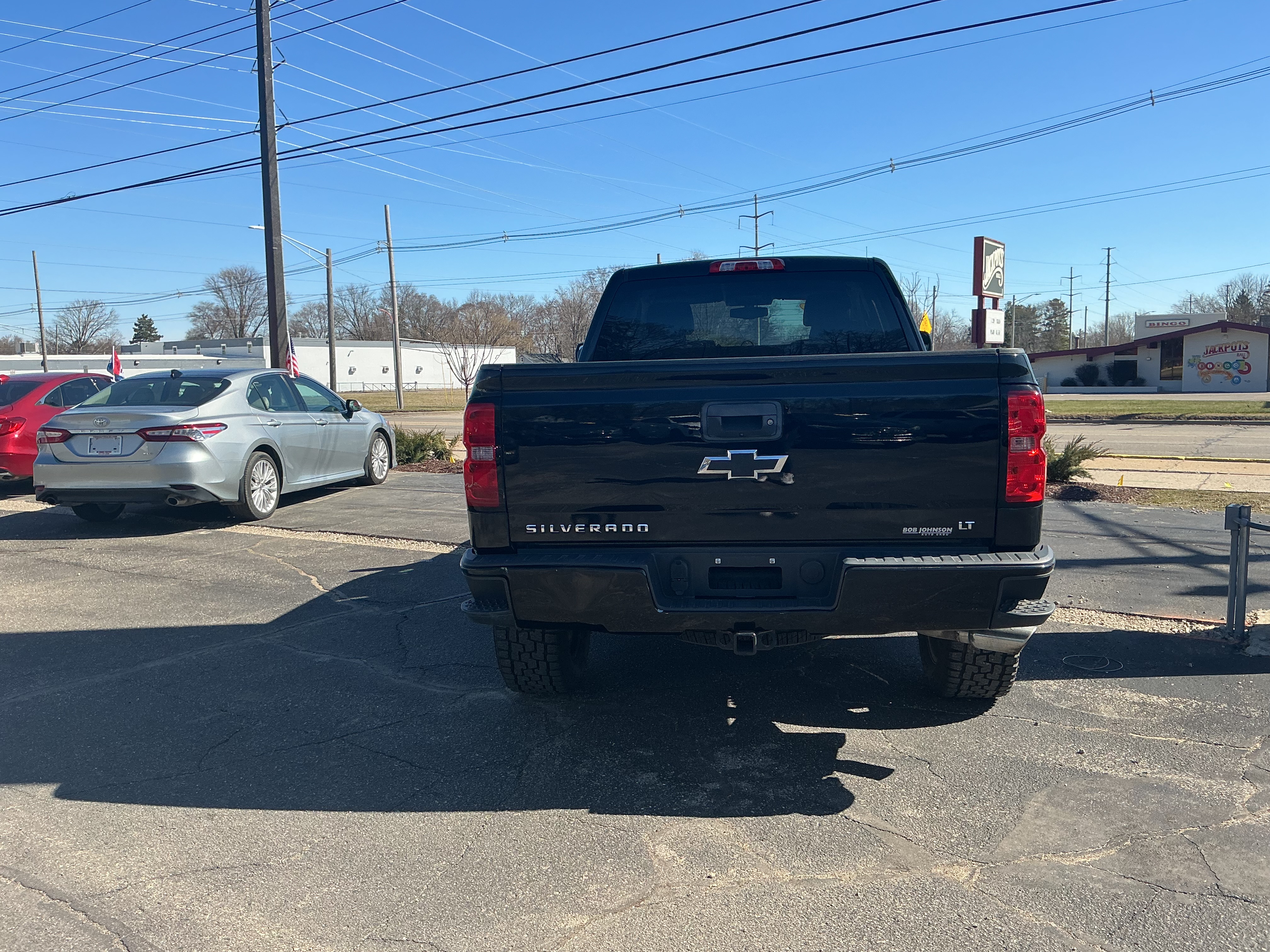 View vehicle photo 4