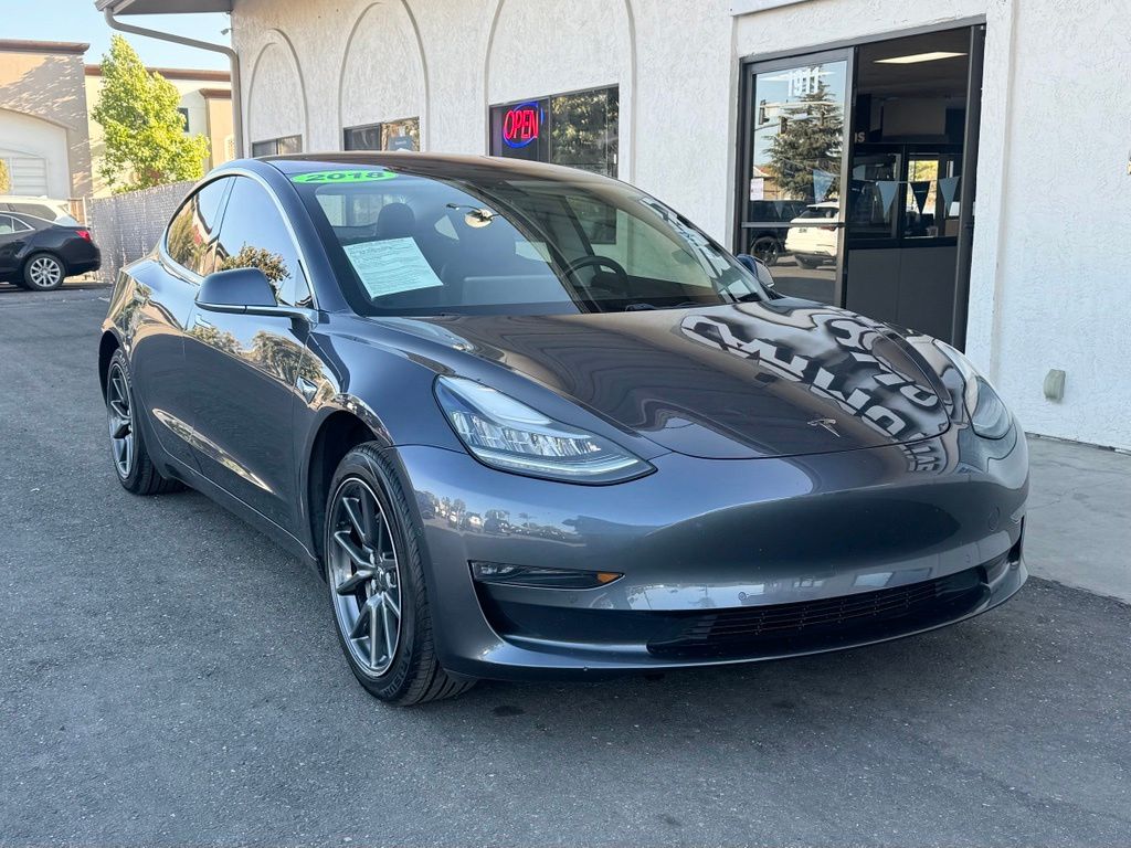 Gray 2018 Tesla Model 3 Mid Range RWD Sedan Rear-Wheel Drive 1-Speed Automatic