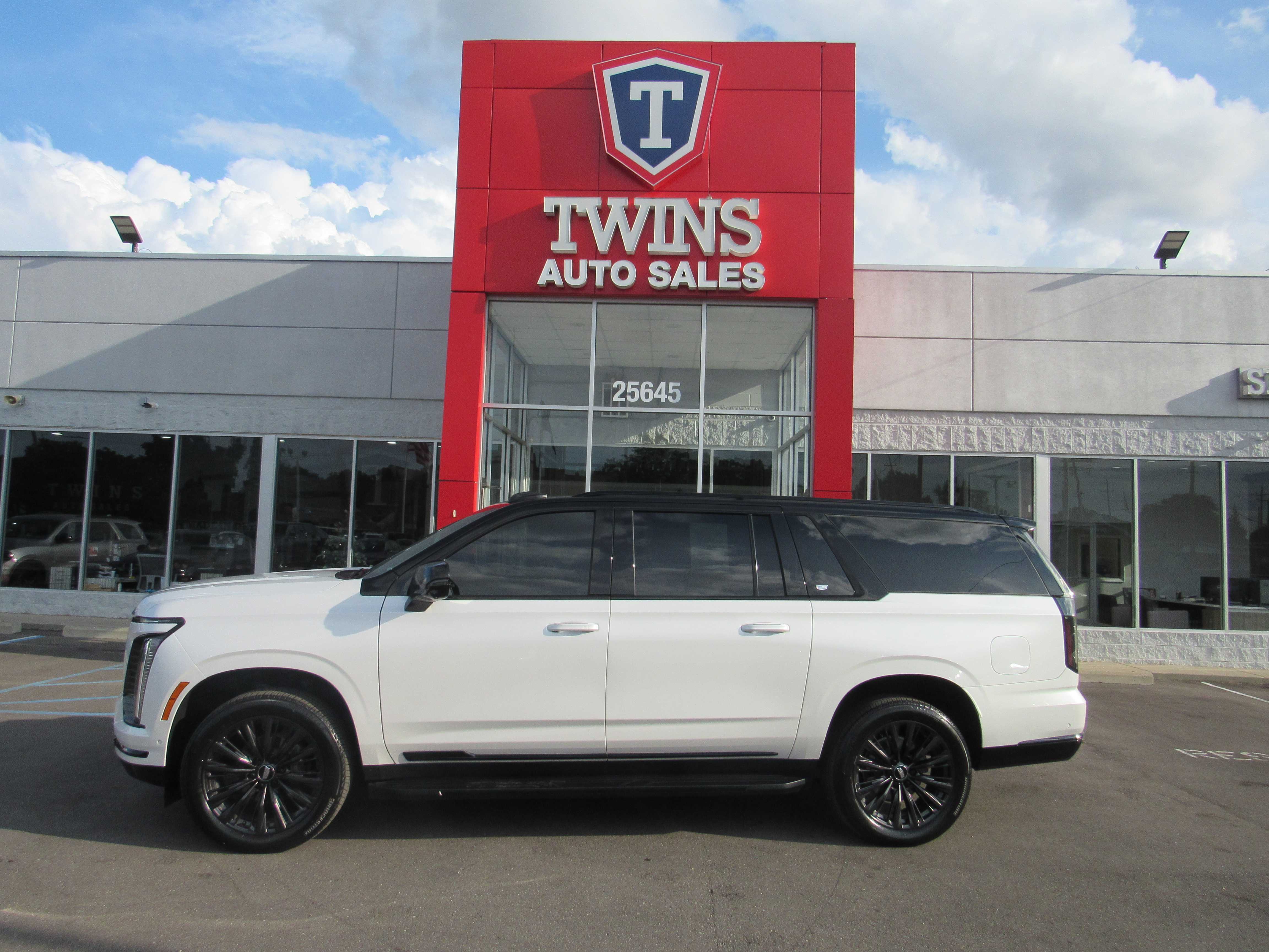 White 2025 Cadillac Escalade ESV SUV / Crossover Four-Wheel Drive 