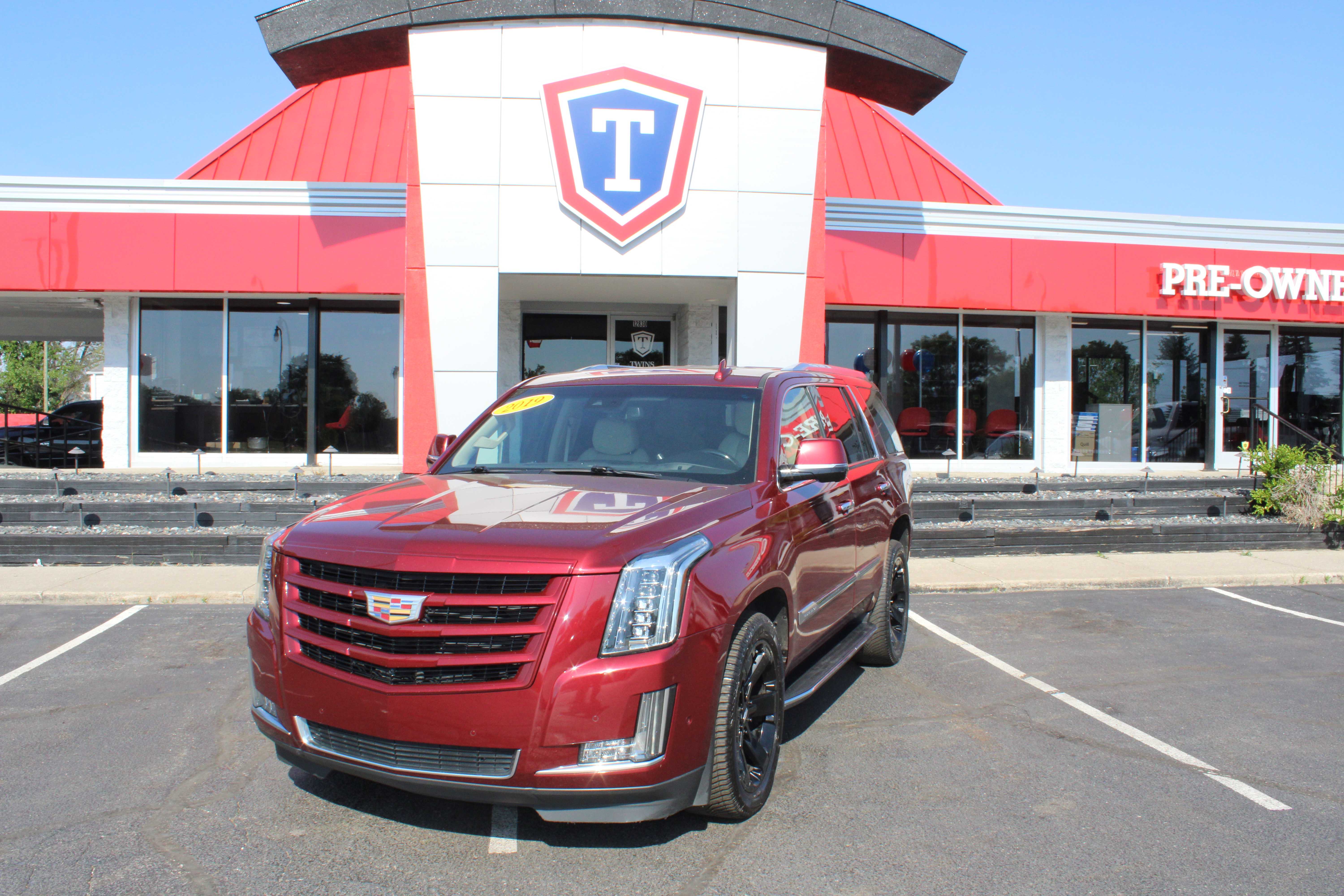 Red 2019 Cadillac Escalade Luxury 4WD SUV / Crossover Four-Wheel Drive