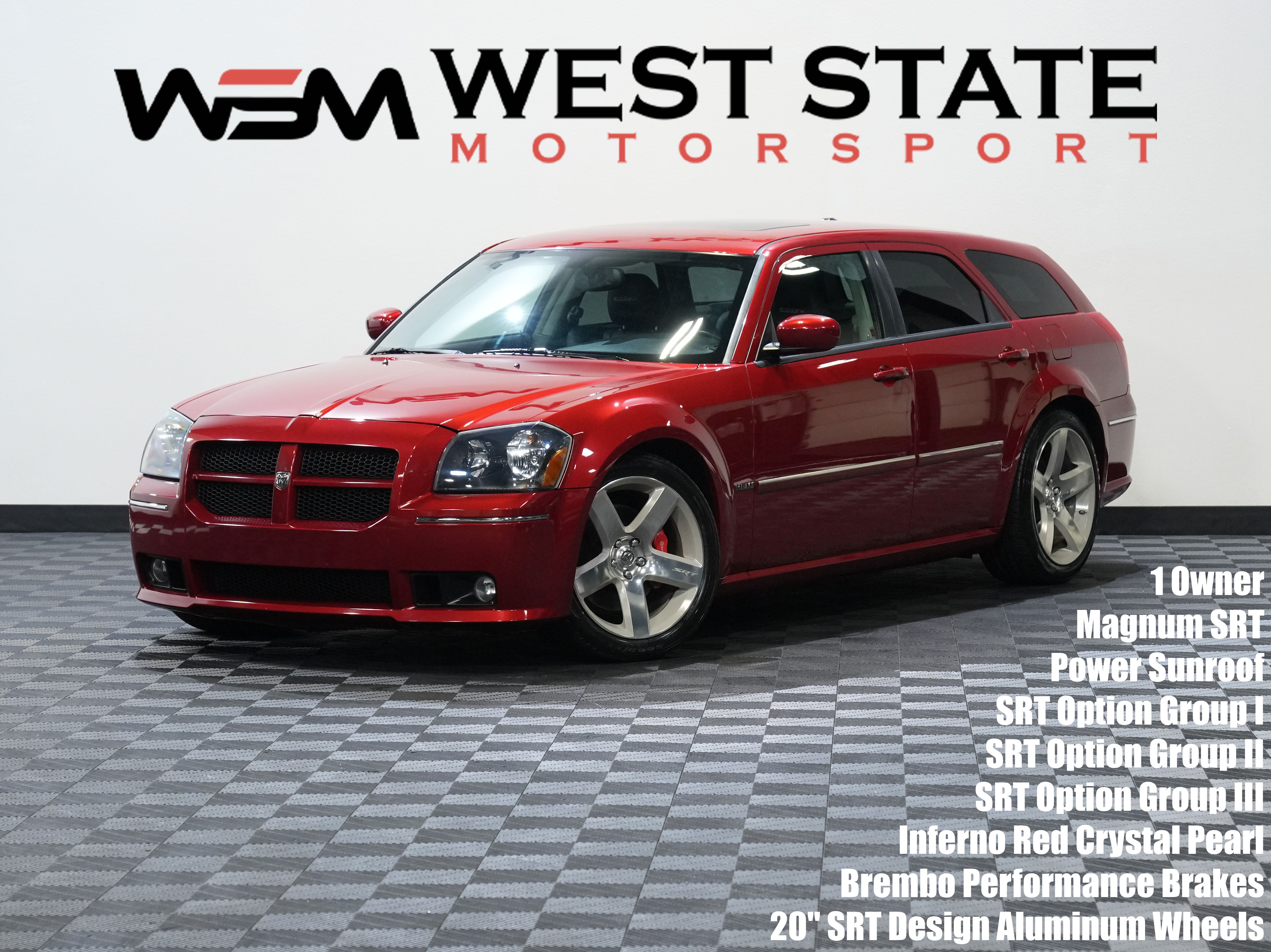 Red 2006 Dodge Magnum SRT8 RWD Wagon Rear-Wheel Drive Automatic