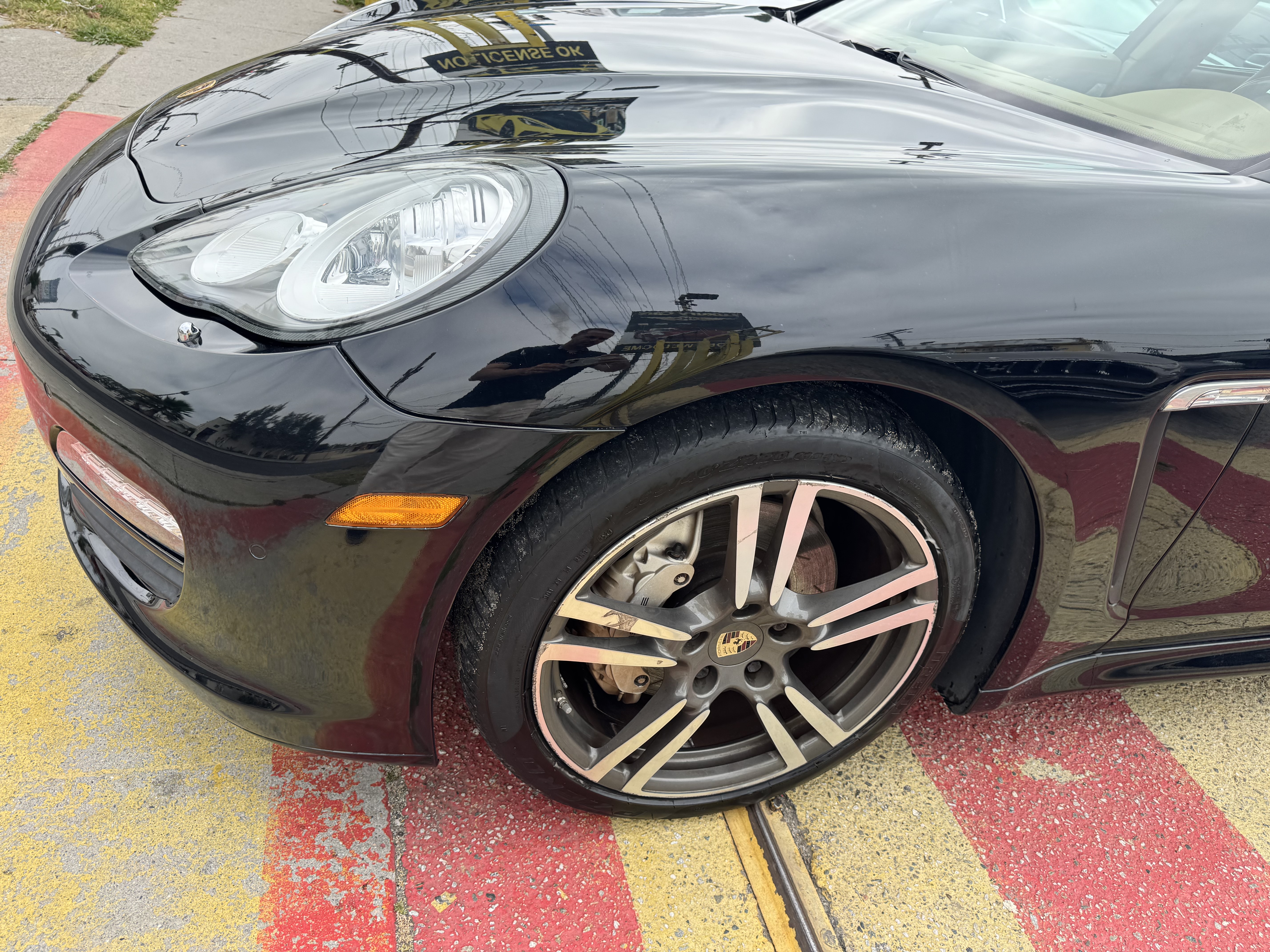 View vehicle photo 2