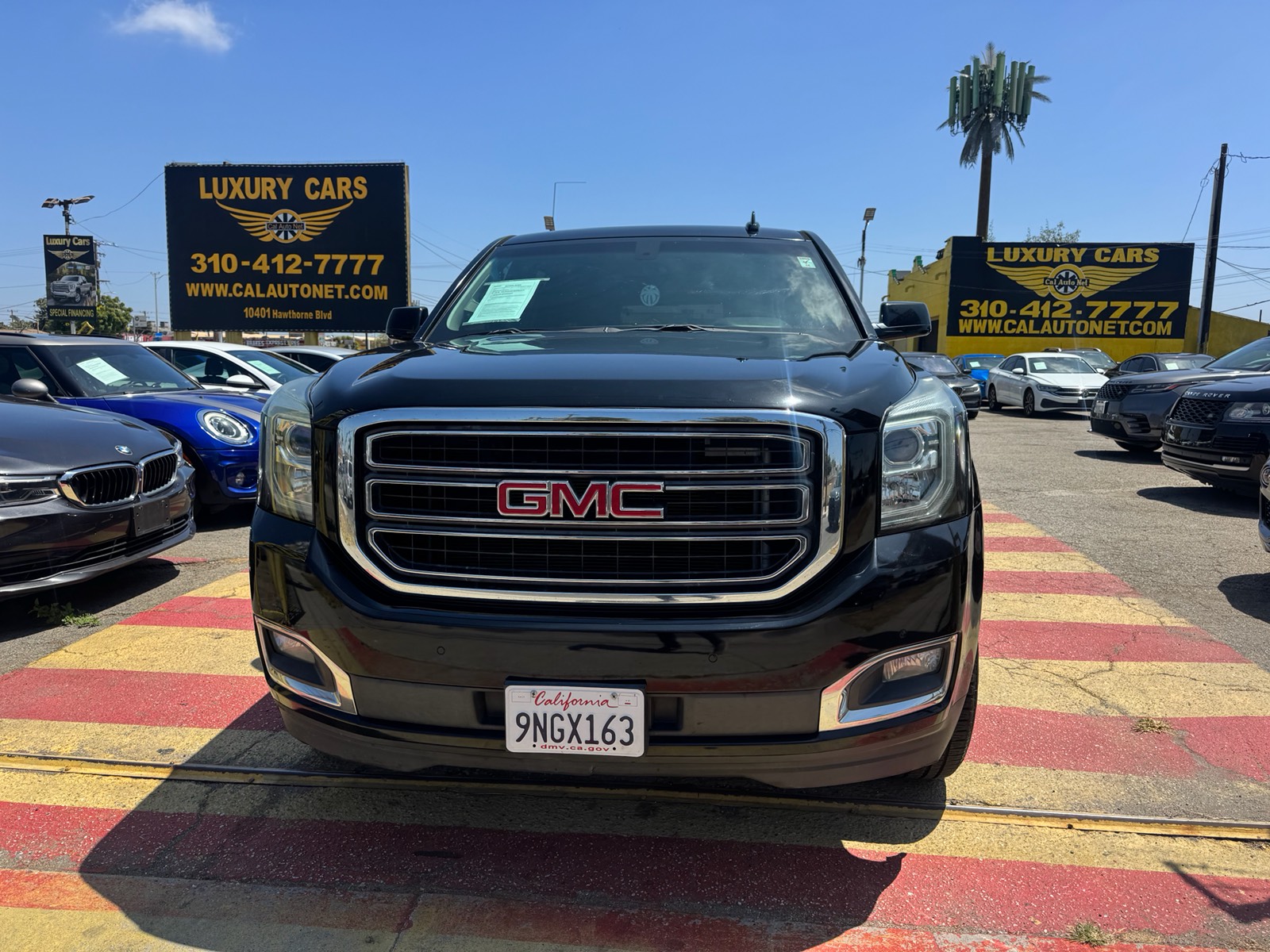 View vehicle photo 2