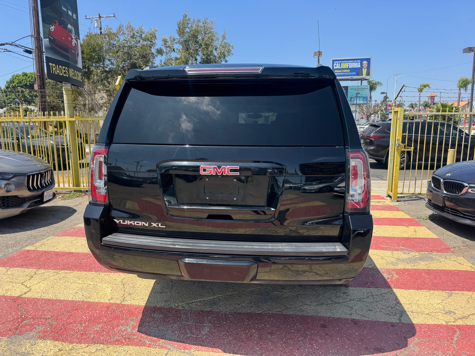View vehicle photo 5