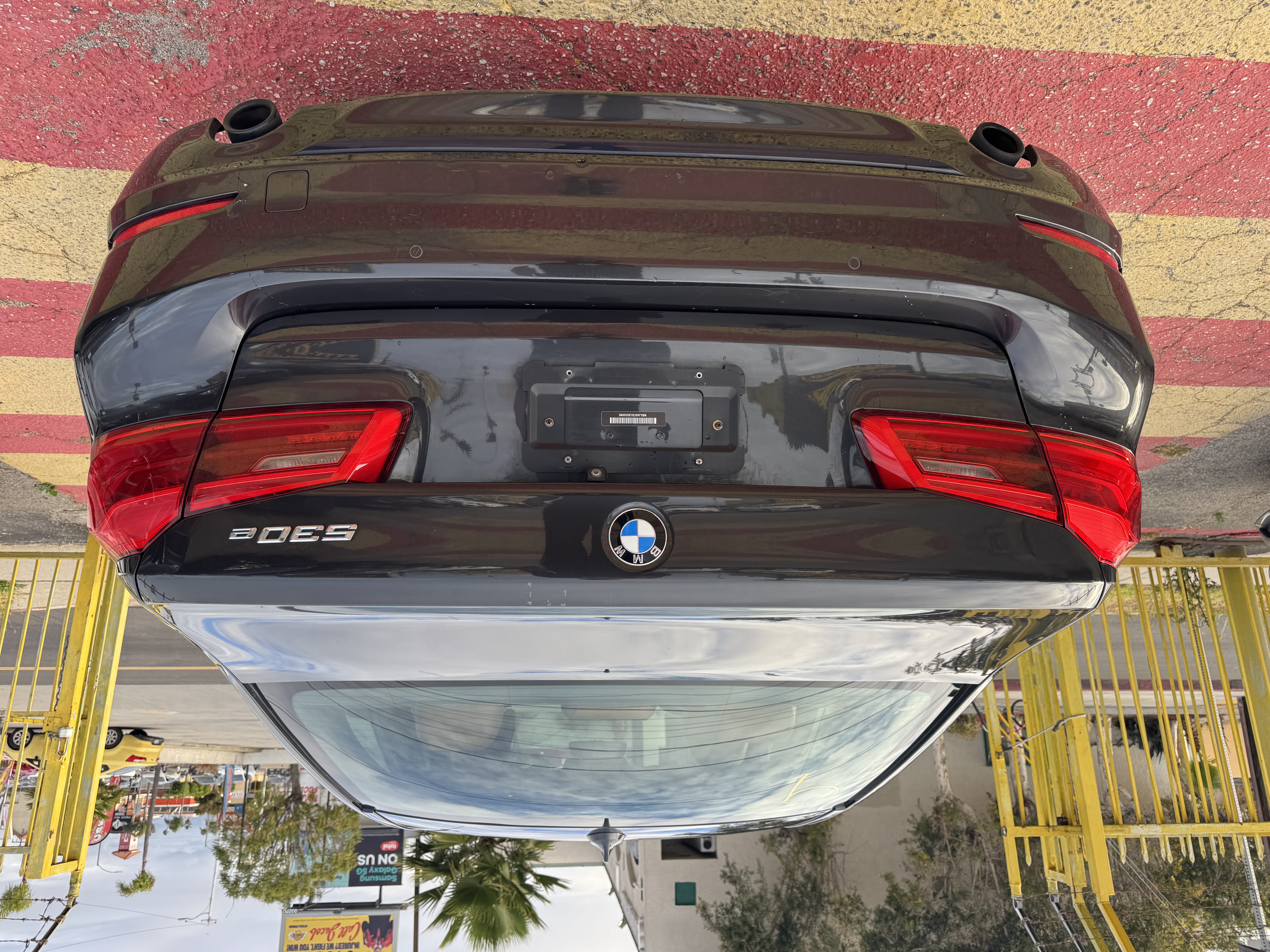 View vehicle photo 4