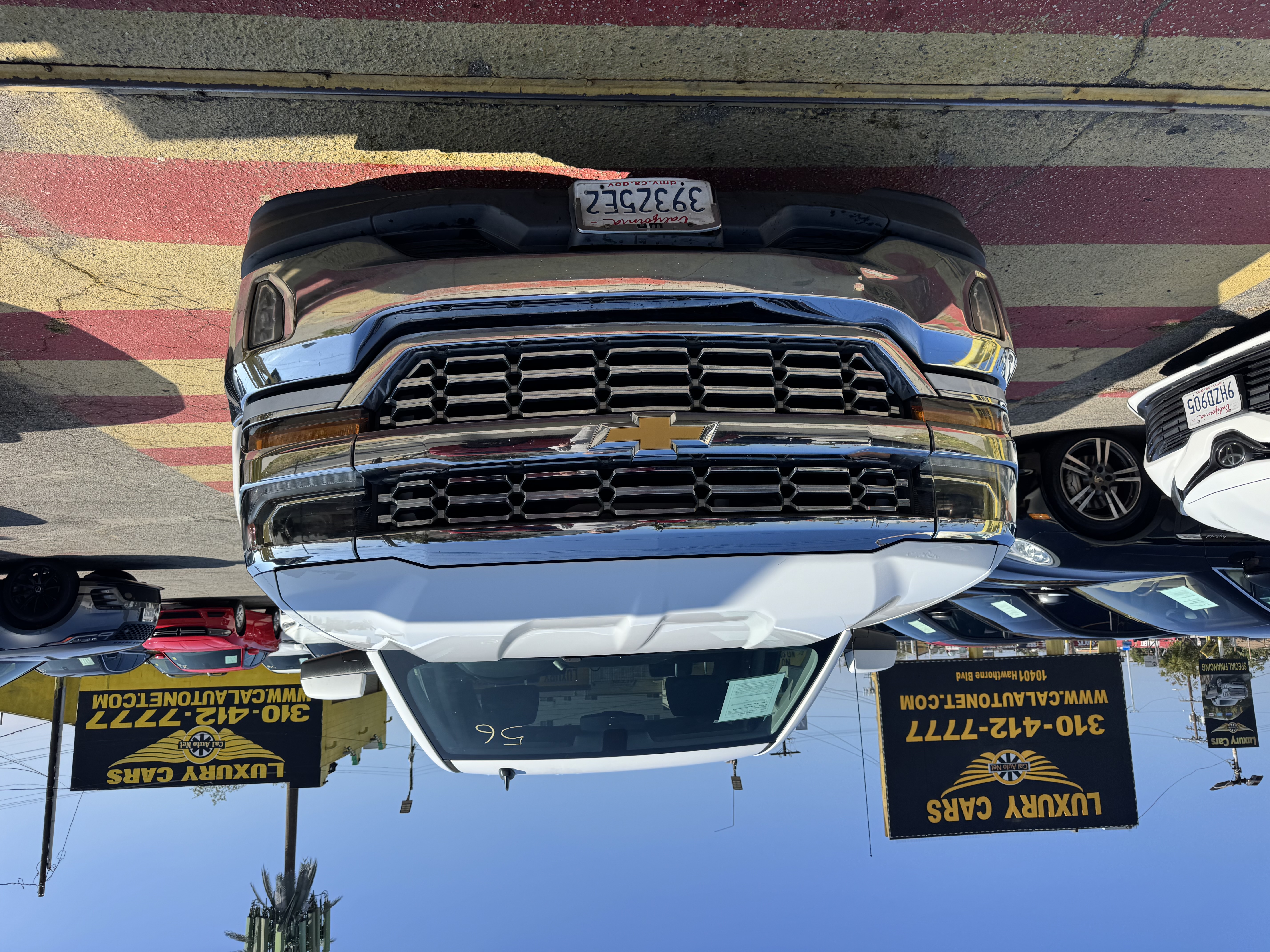 View vehicle photo 2