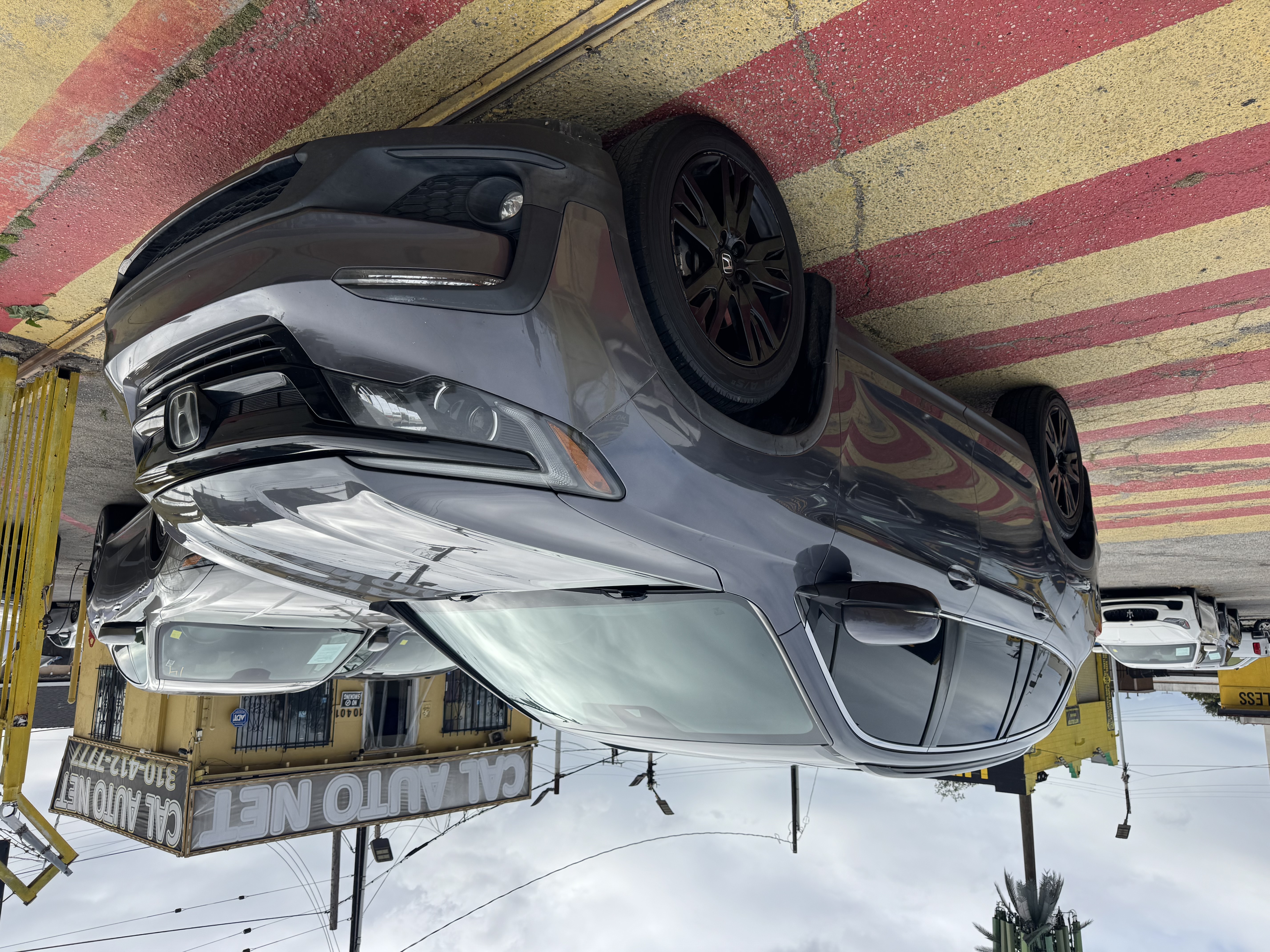 View vehicle photo 6