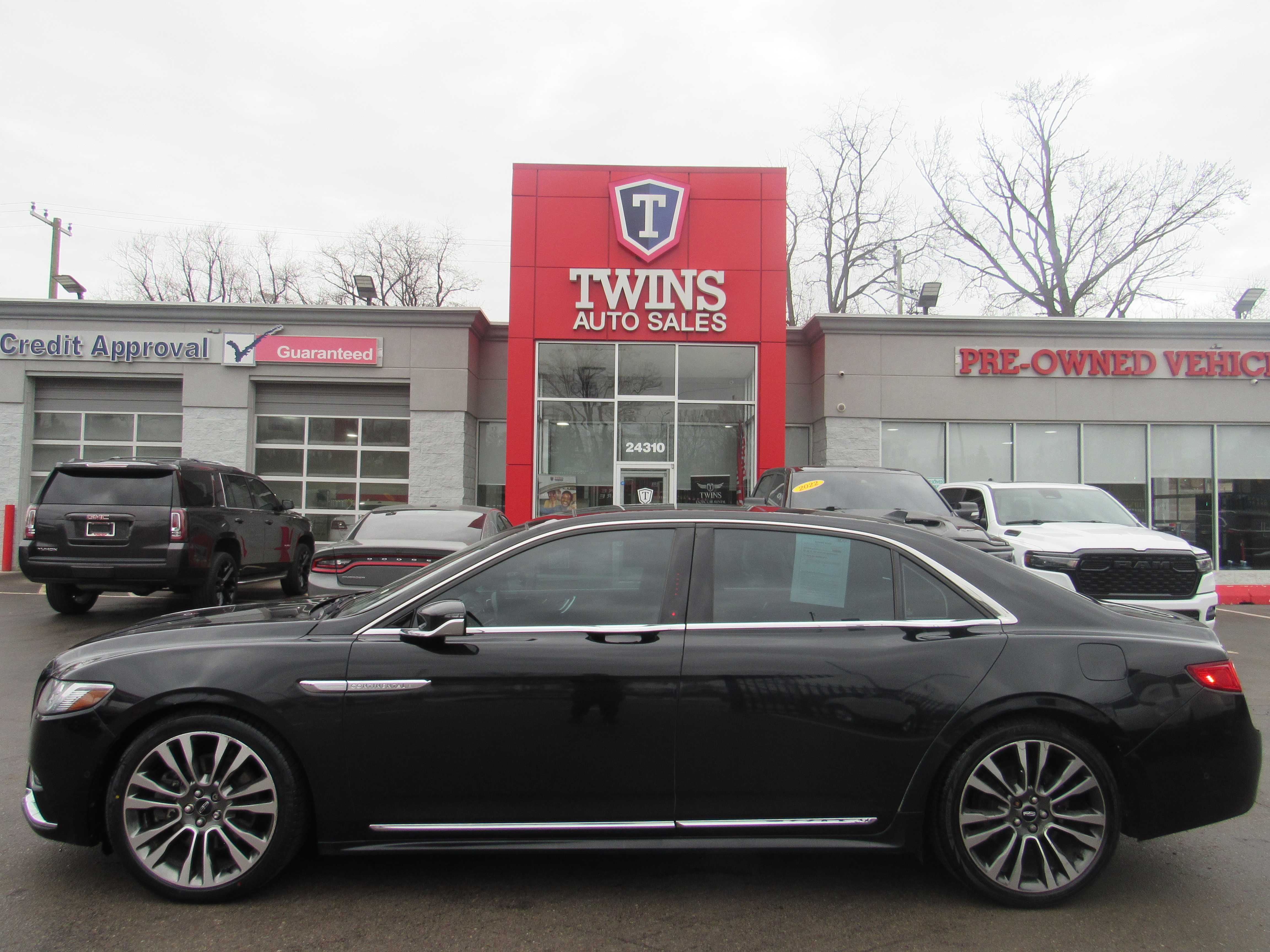 Lincoln Continental Reserve AWD