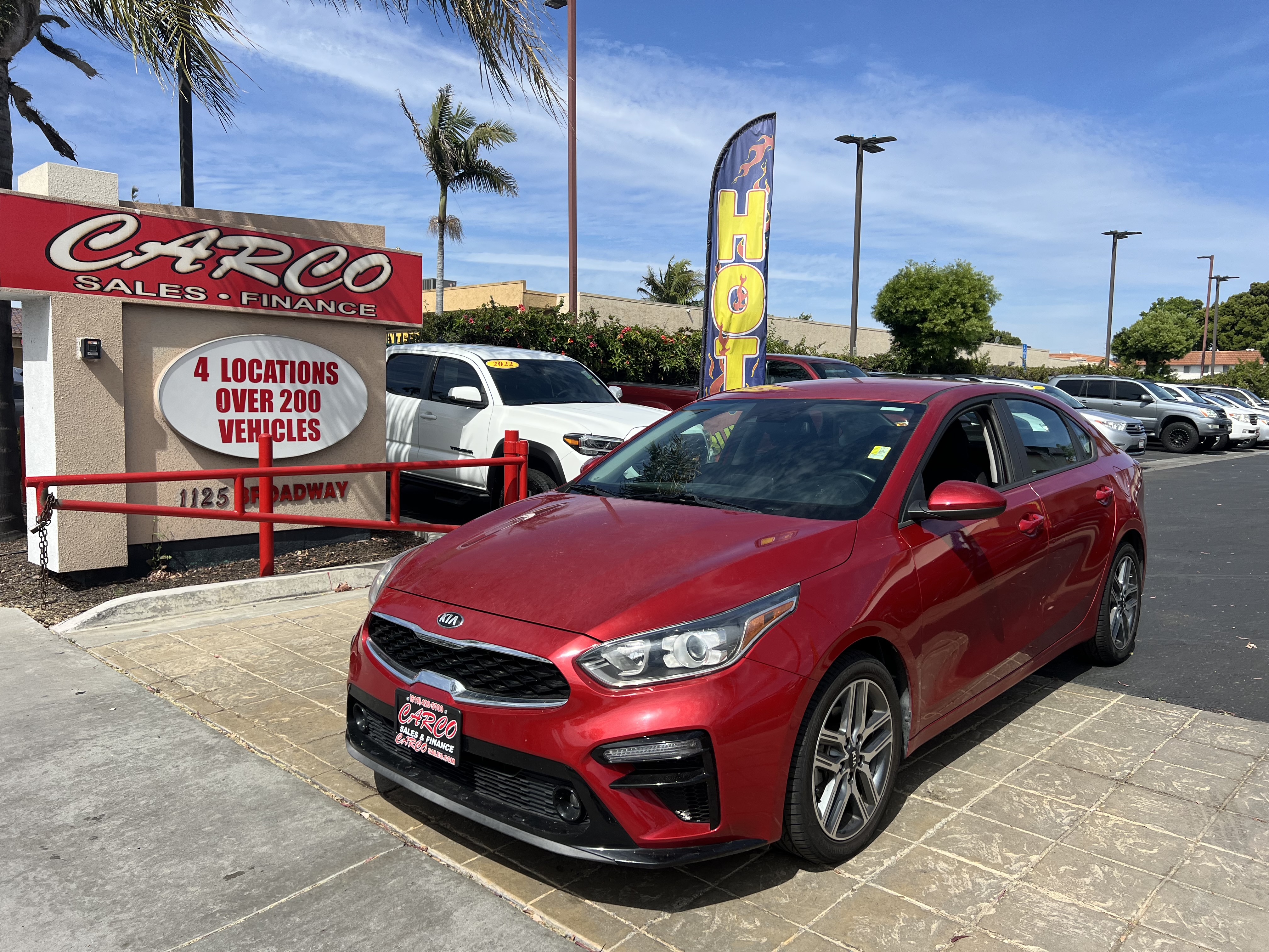 View vehicle photo 4