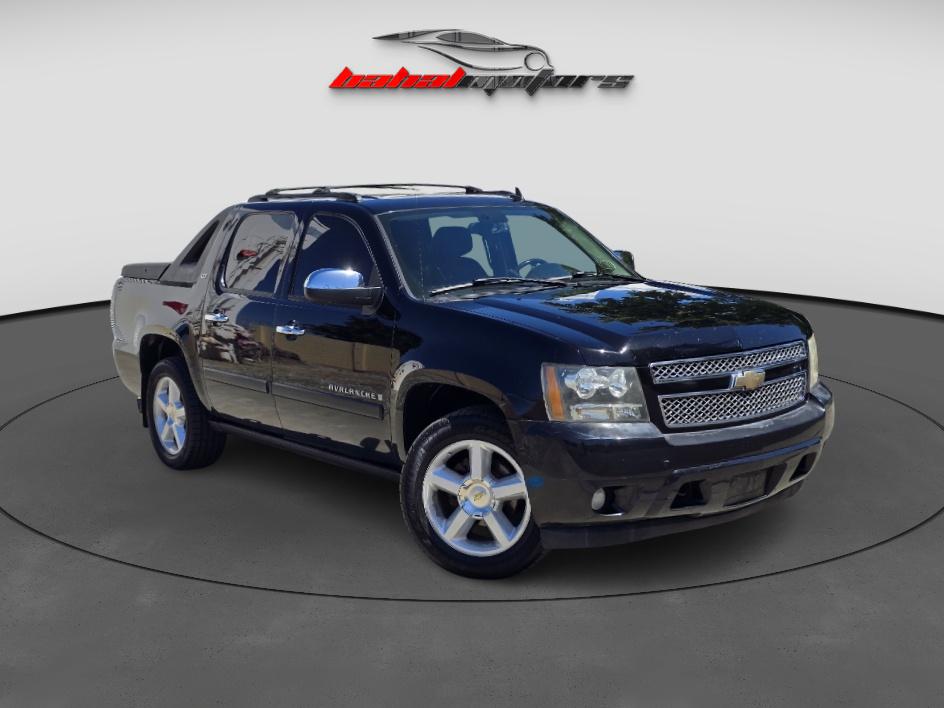 Black 2008 Chevrolet Avalanche LTZ RWD Pickup Truck 4X2 4-Speed Automatic Overdrive