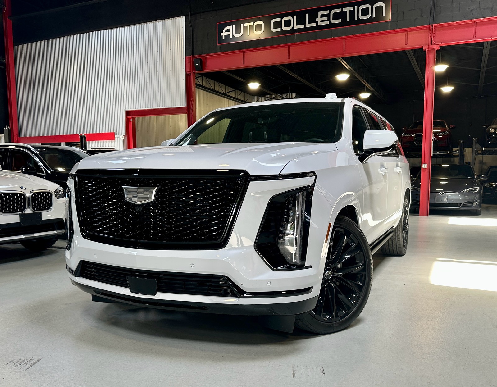 2026 Cadillac Escalade ESV Platinum Sport 4WD SUV / Crossover Four-Wheel Drive