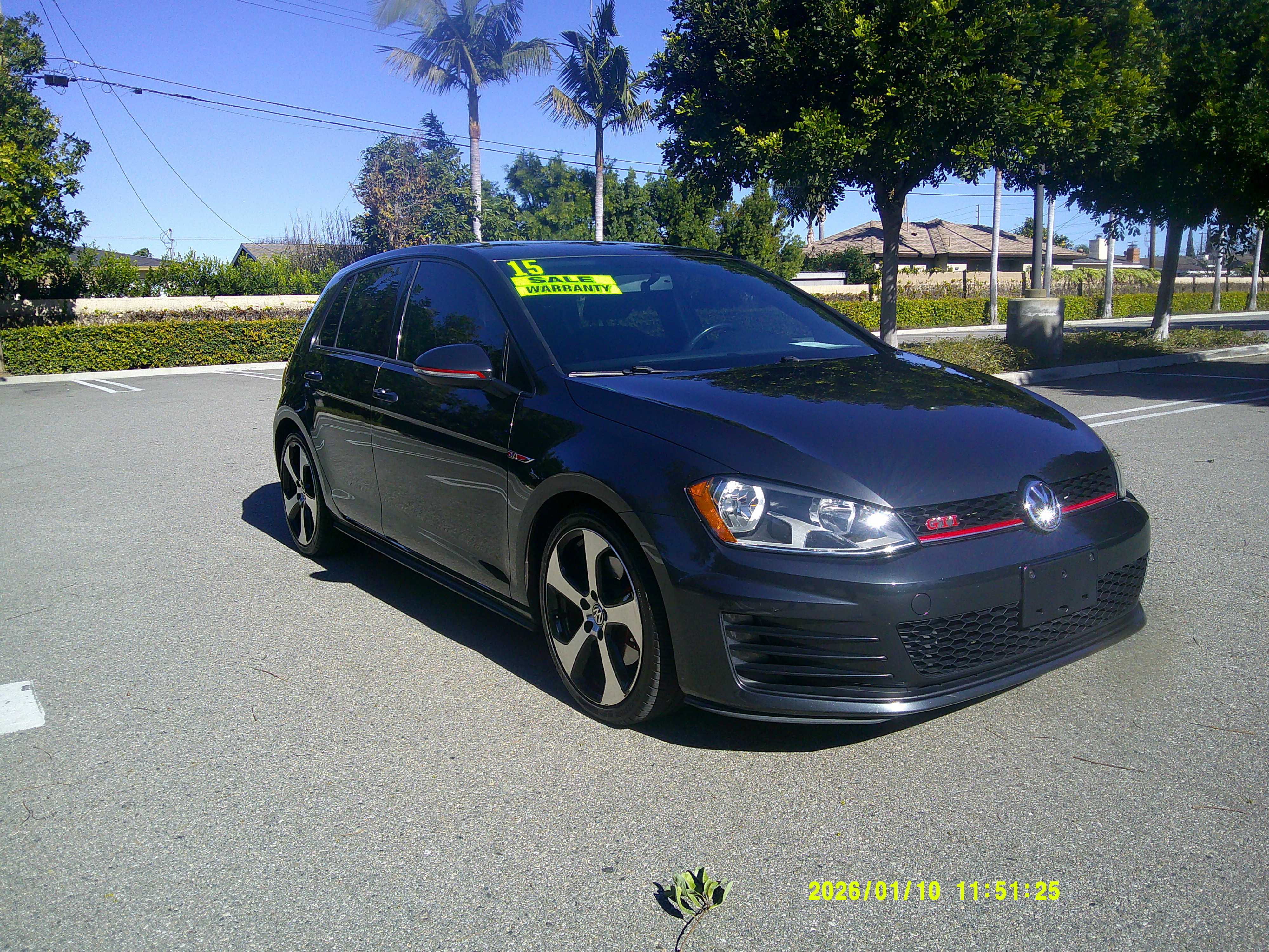2015 Volkswagen Golf GTI 2.0T S 4-Door FWD