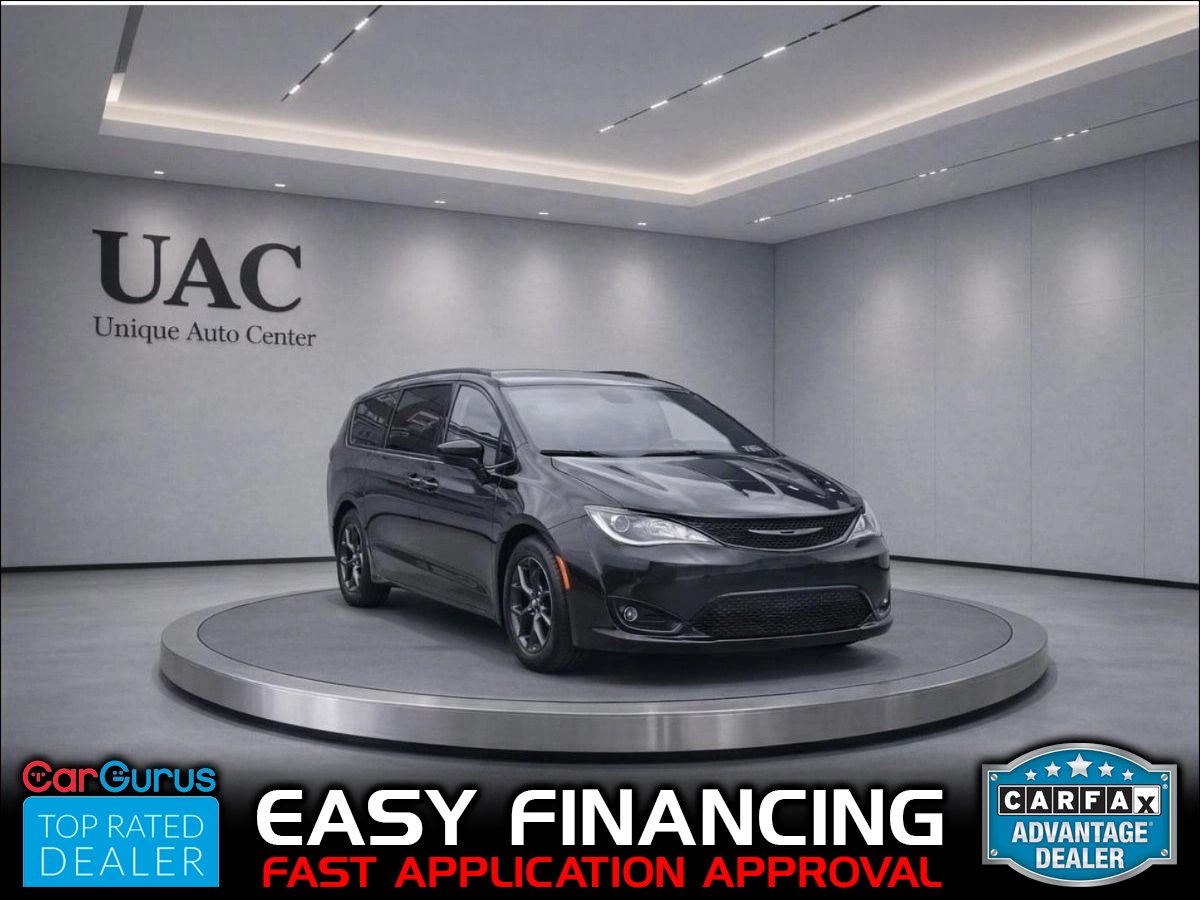 Black 2020 Chrysler Pacifica Touring FWD Minivan Front-Wheel Drive 9-Speed Automatic