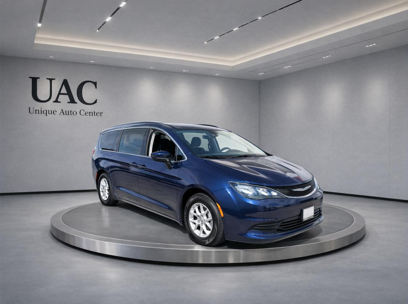 View vehicle photo 3
