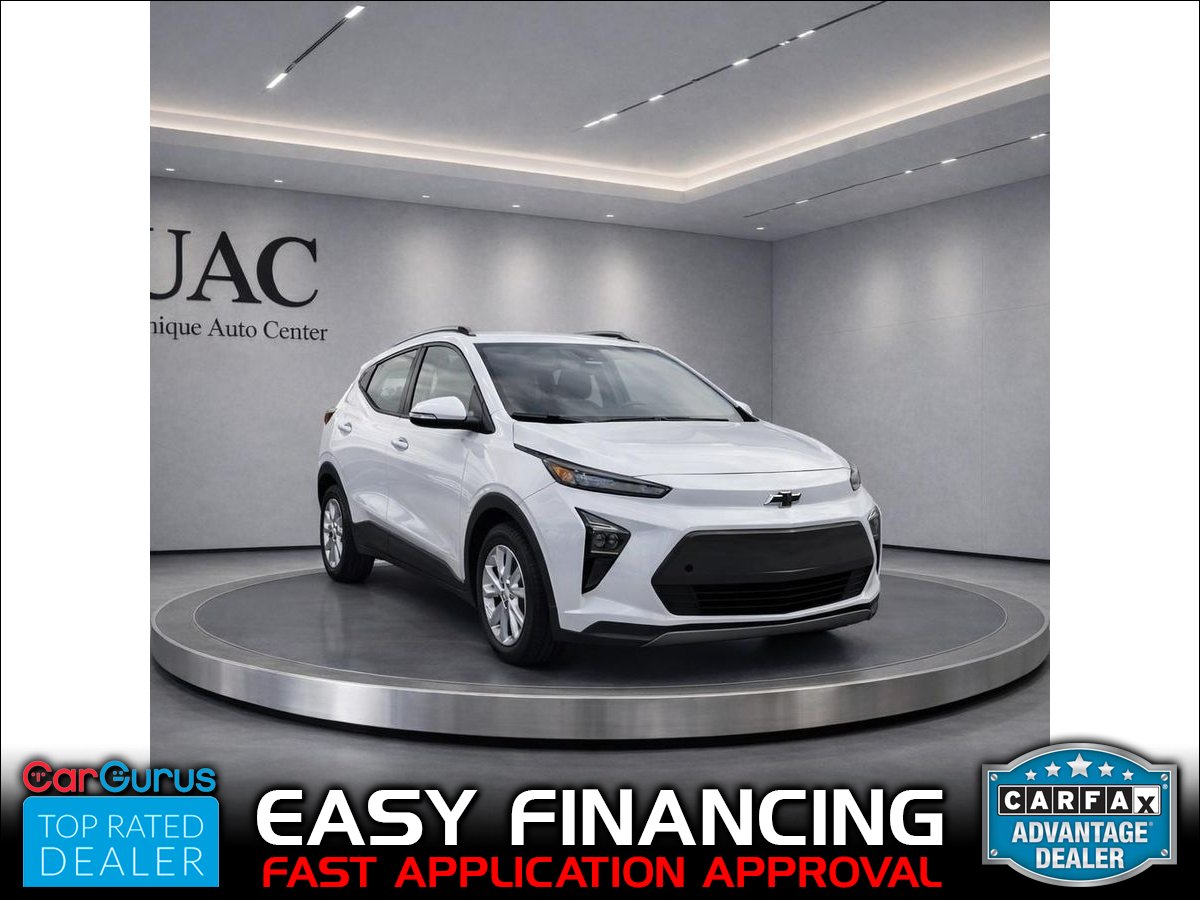 White 2023 Chevrolet Bolt EUV LT FWD Hatchback Front-Wheel Drive Automatic