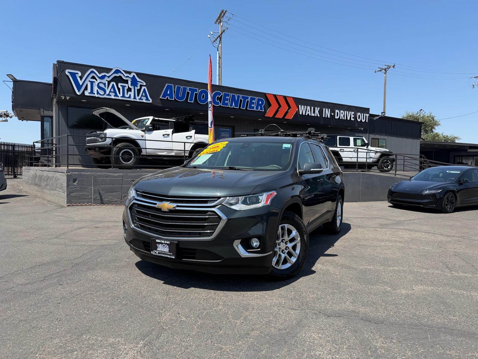  2021 Chevrolet Traverse LT Cloth FWD   