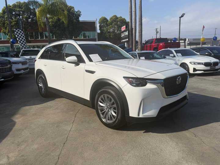 View vehicle photo 7