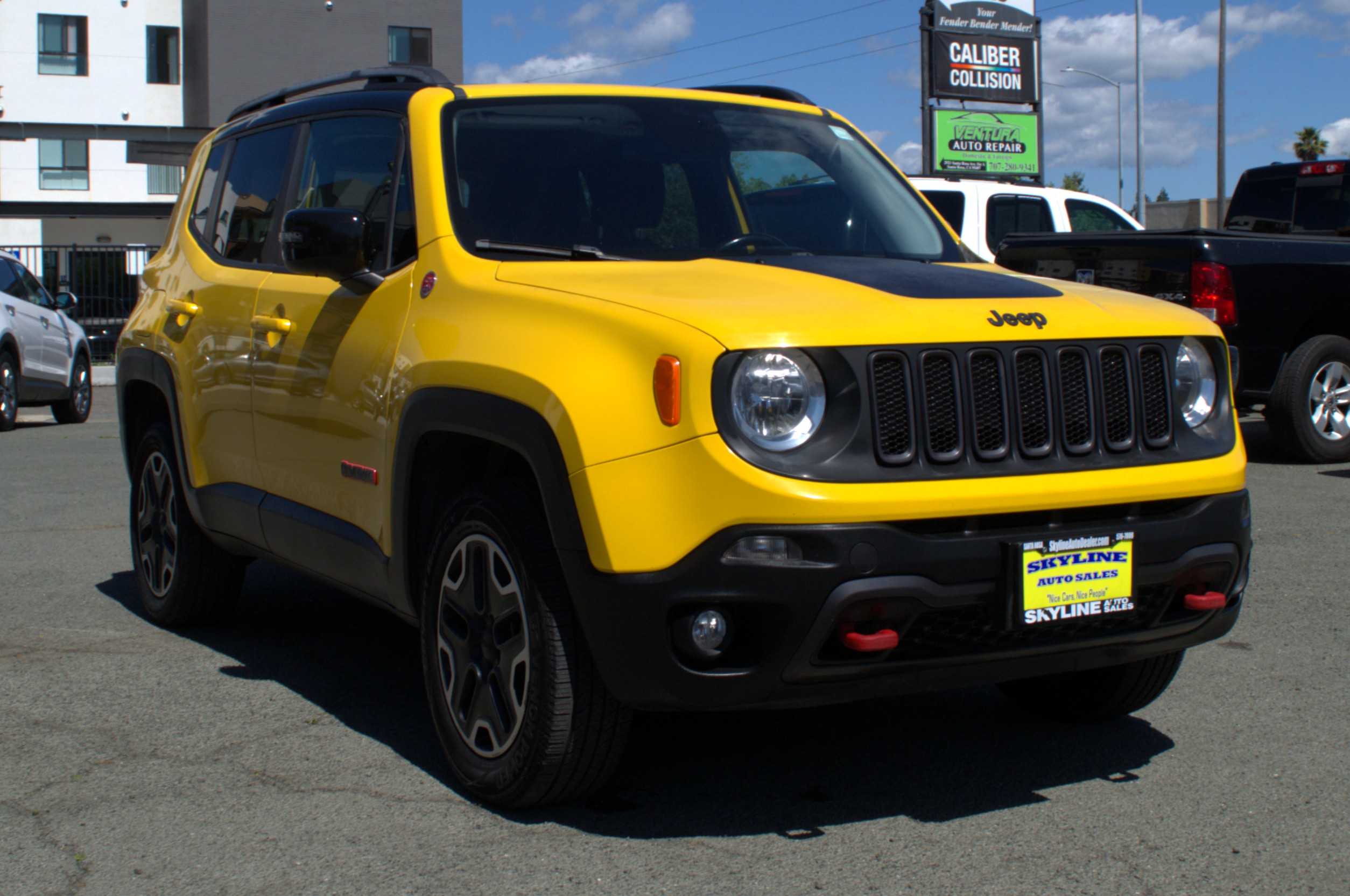 Yellow 2015 Jeep Renegade Trailhawk 4WD SUV / Crossover Four-Wheel Drive 9-Speed Automatic