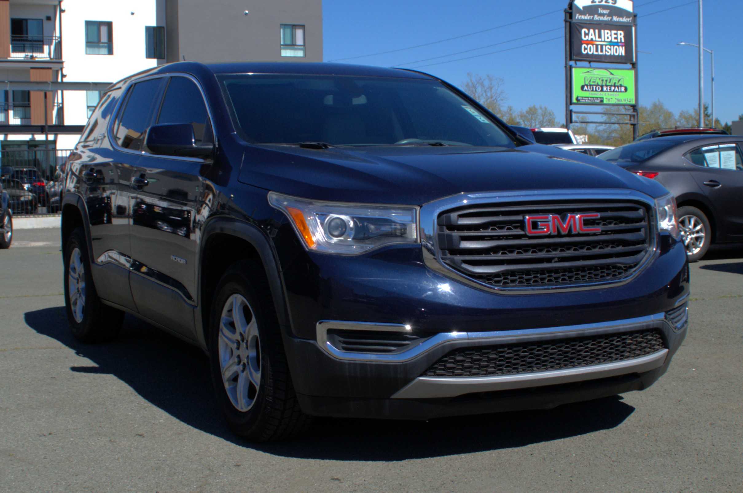 2017 GMC Acadia SLE-1 FWD
