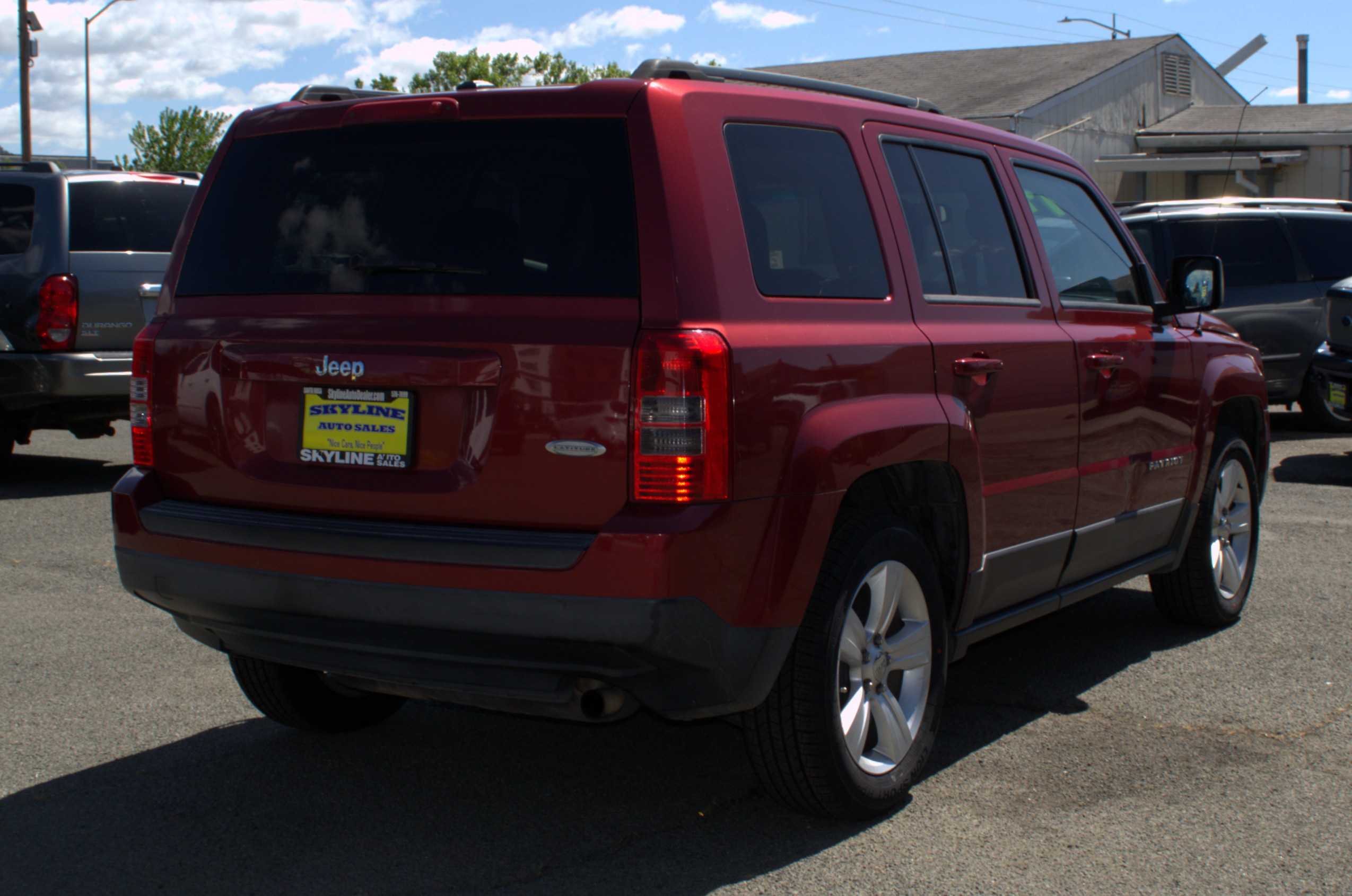 View vehicle photo 3