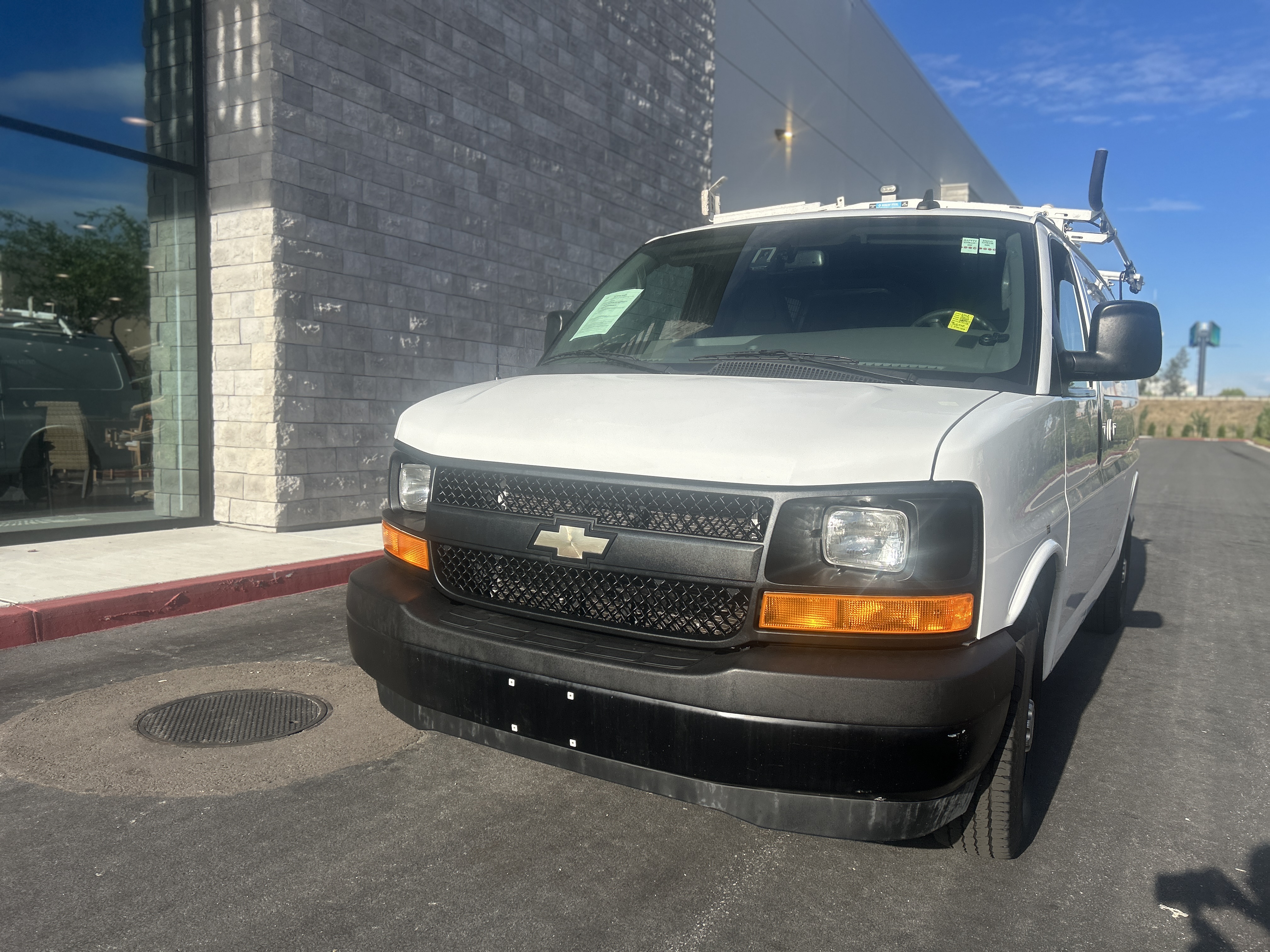 View vehicle photo 6
