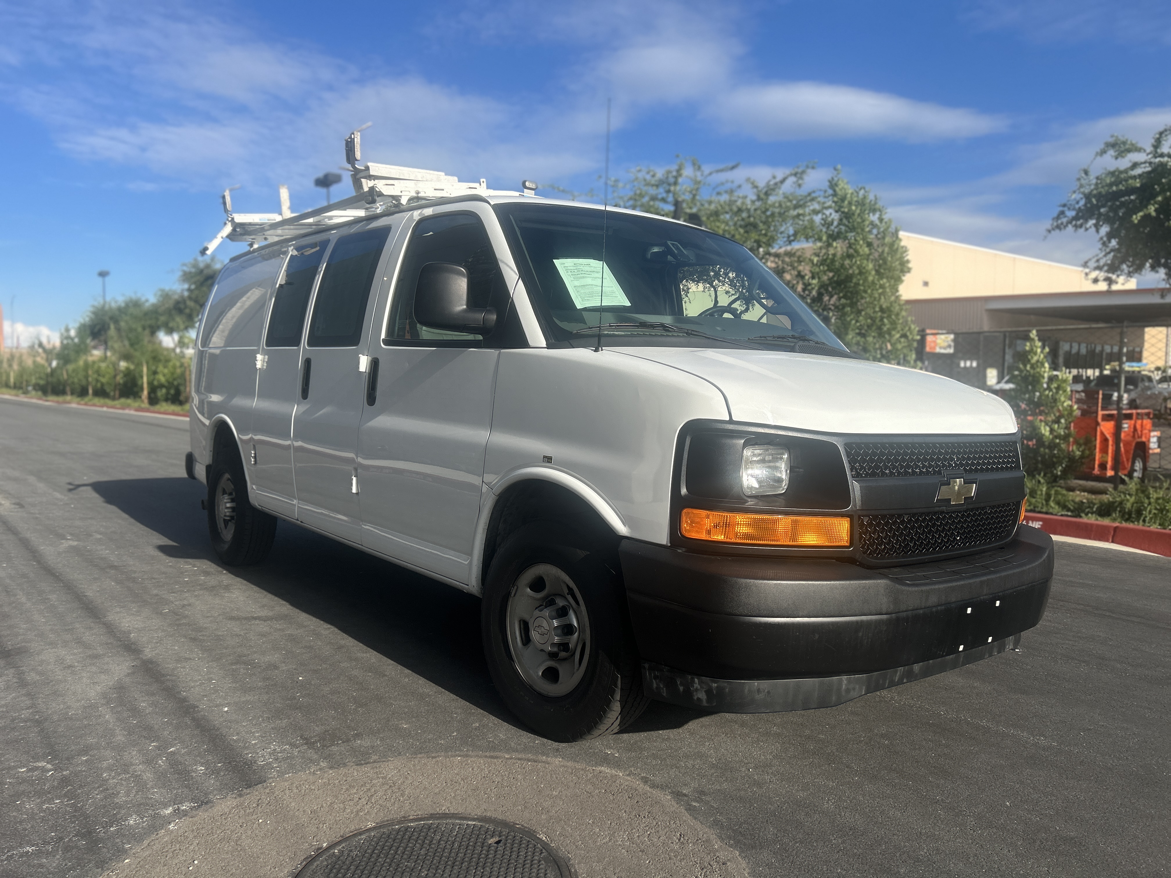 View vehicle photo 7