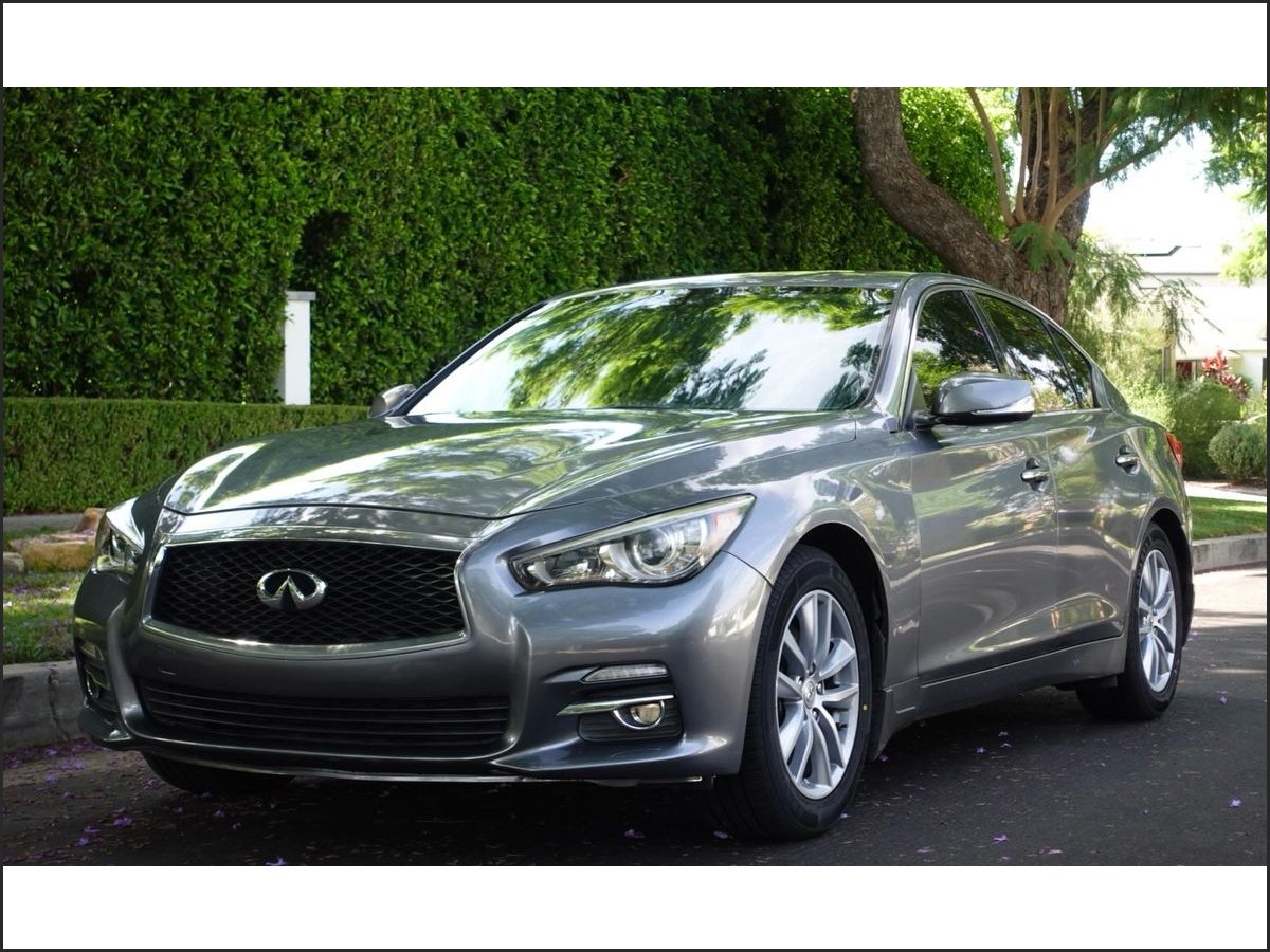  2017 INFINITI Q50 2.0t Premium RWD   