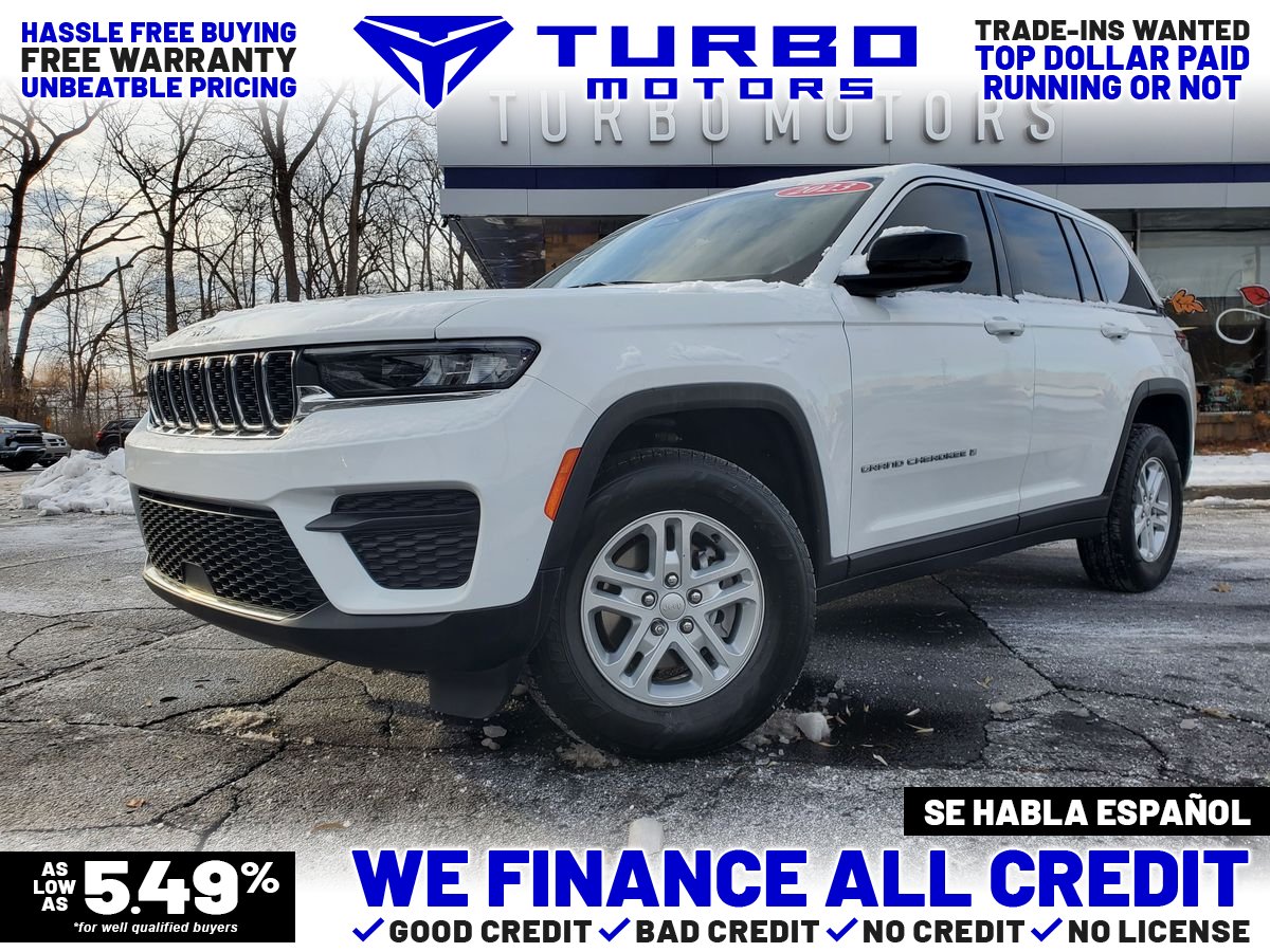 White 2023 Jeep Grand Cherokee Laredo 4WD SUV / Crossover Four-Wheel Drive 8-Speed Automatic