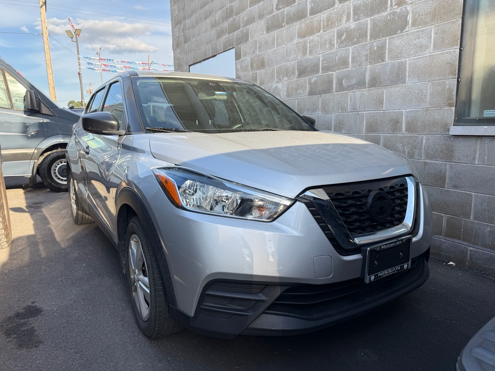2020 NISSAN KICKS S
