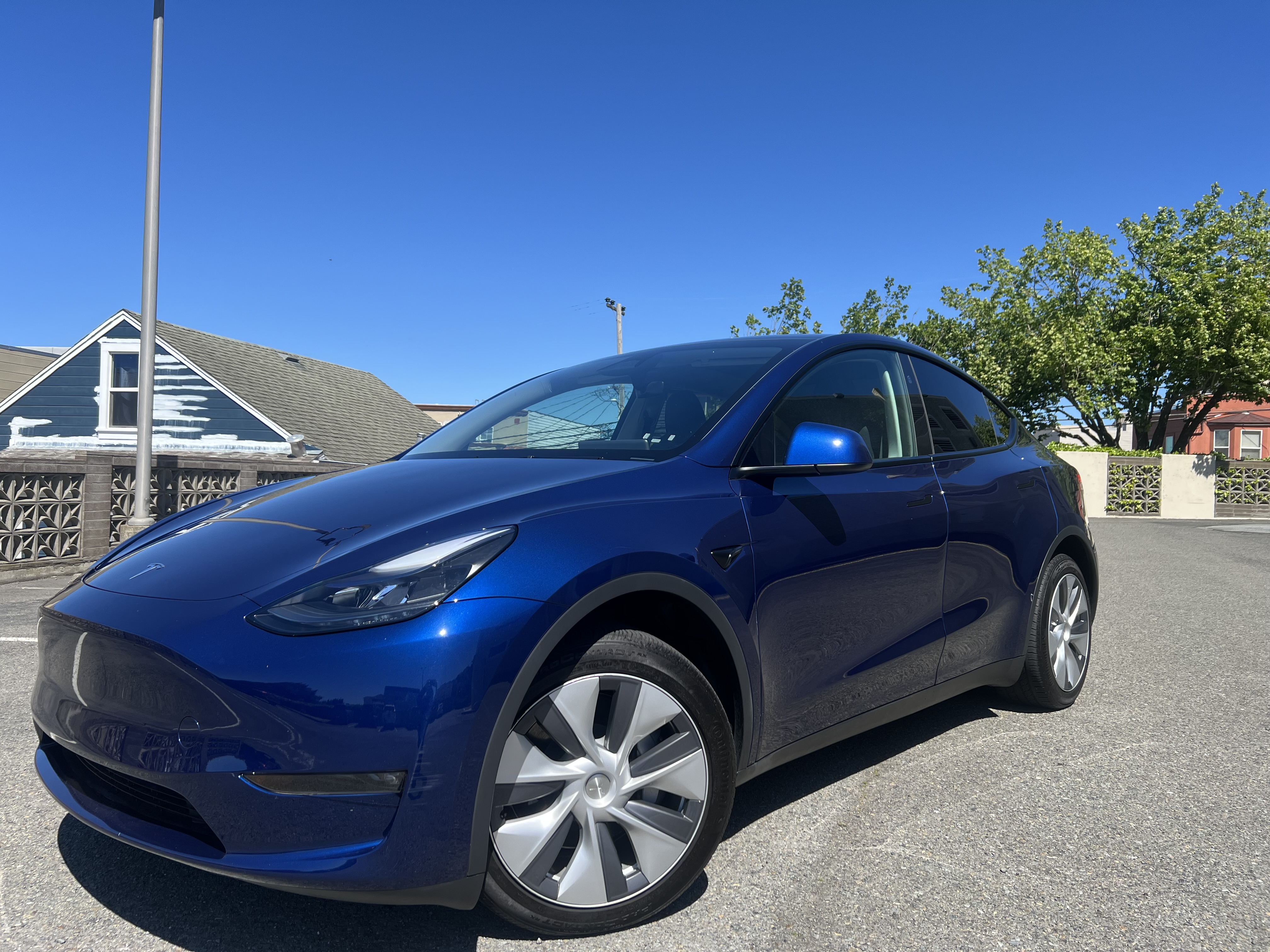 Blue 2024 Tesla Model Y Long Range AWD SUV / Crossover All-Wheel Drive Automatic