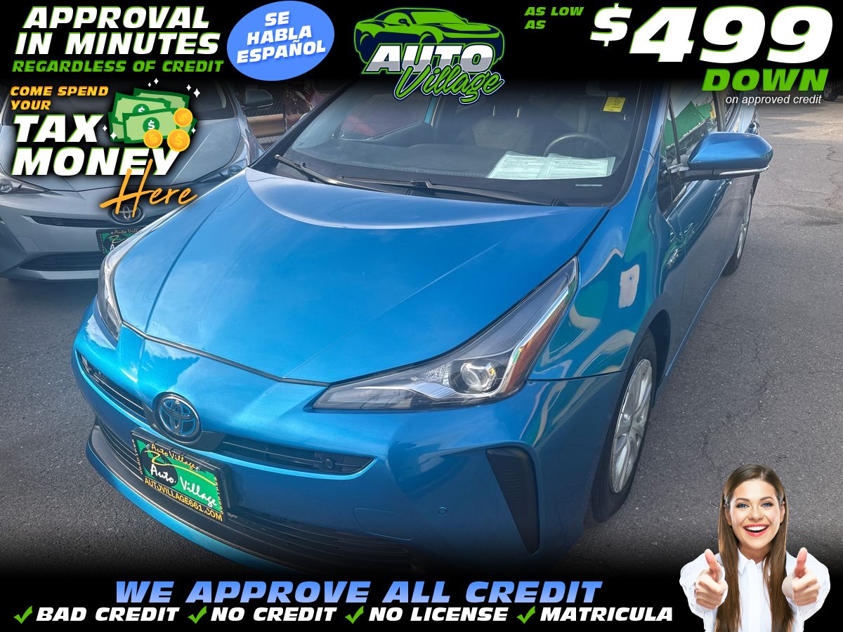 Blue 2019 Toyota Prius XLE FWD Hatchback Front-Wheel Drive Continuously Variable Transmission