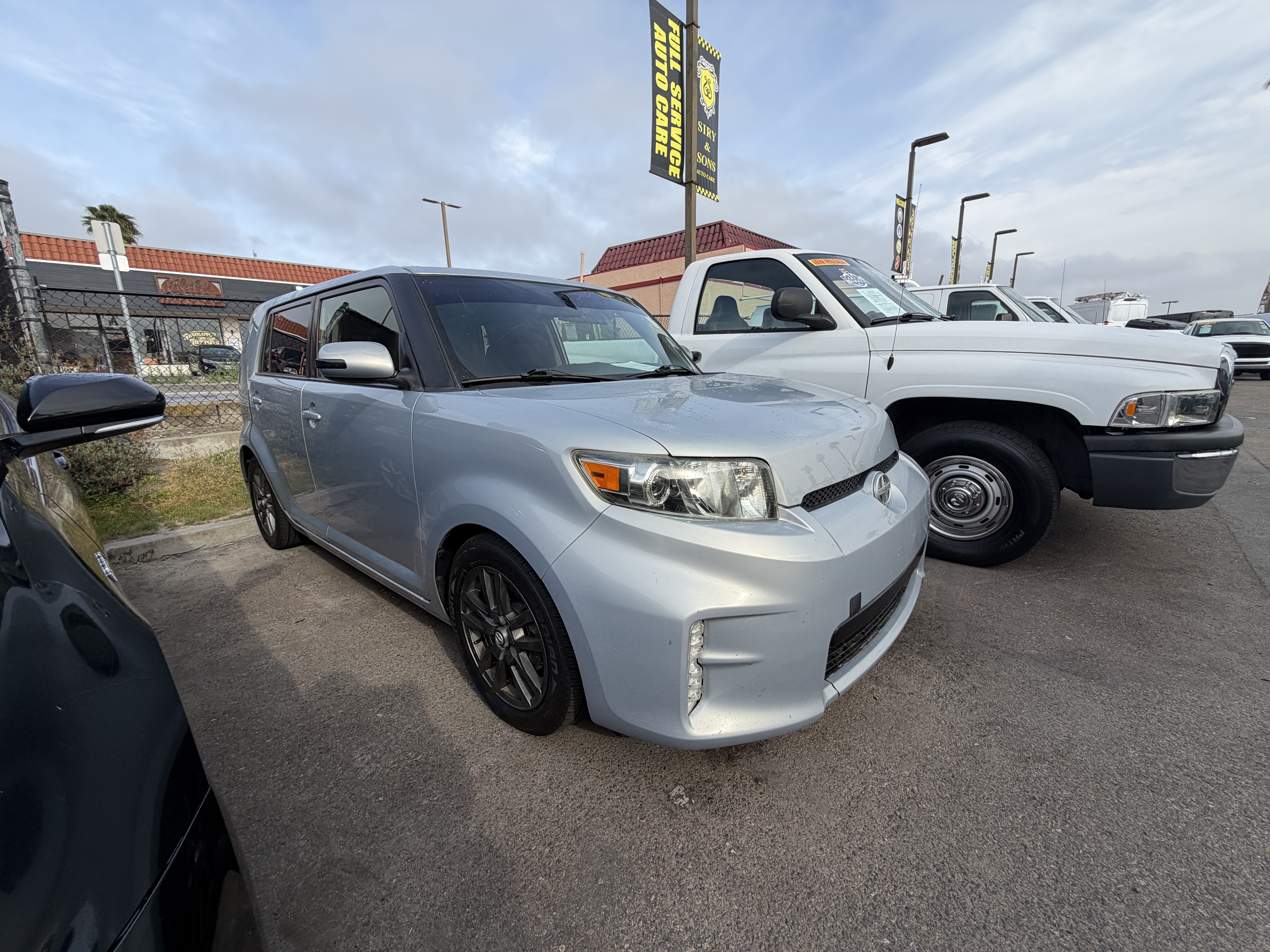 Silver 2013 Scion xB 10 Series Wagon Front-Wheel Drive 4-Speed Automatic