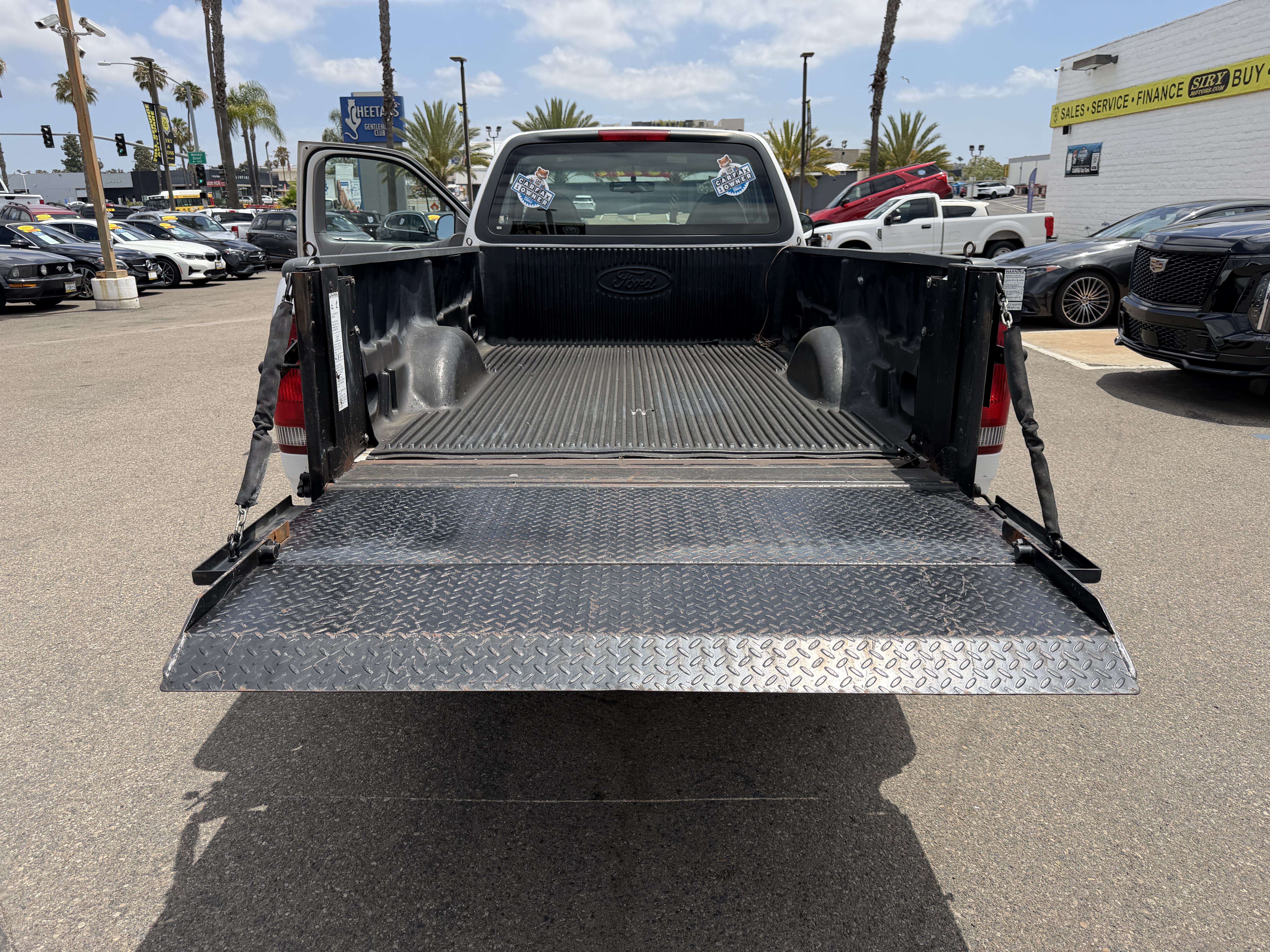 View vehicle photo 5