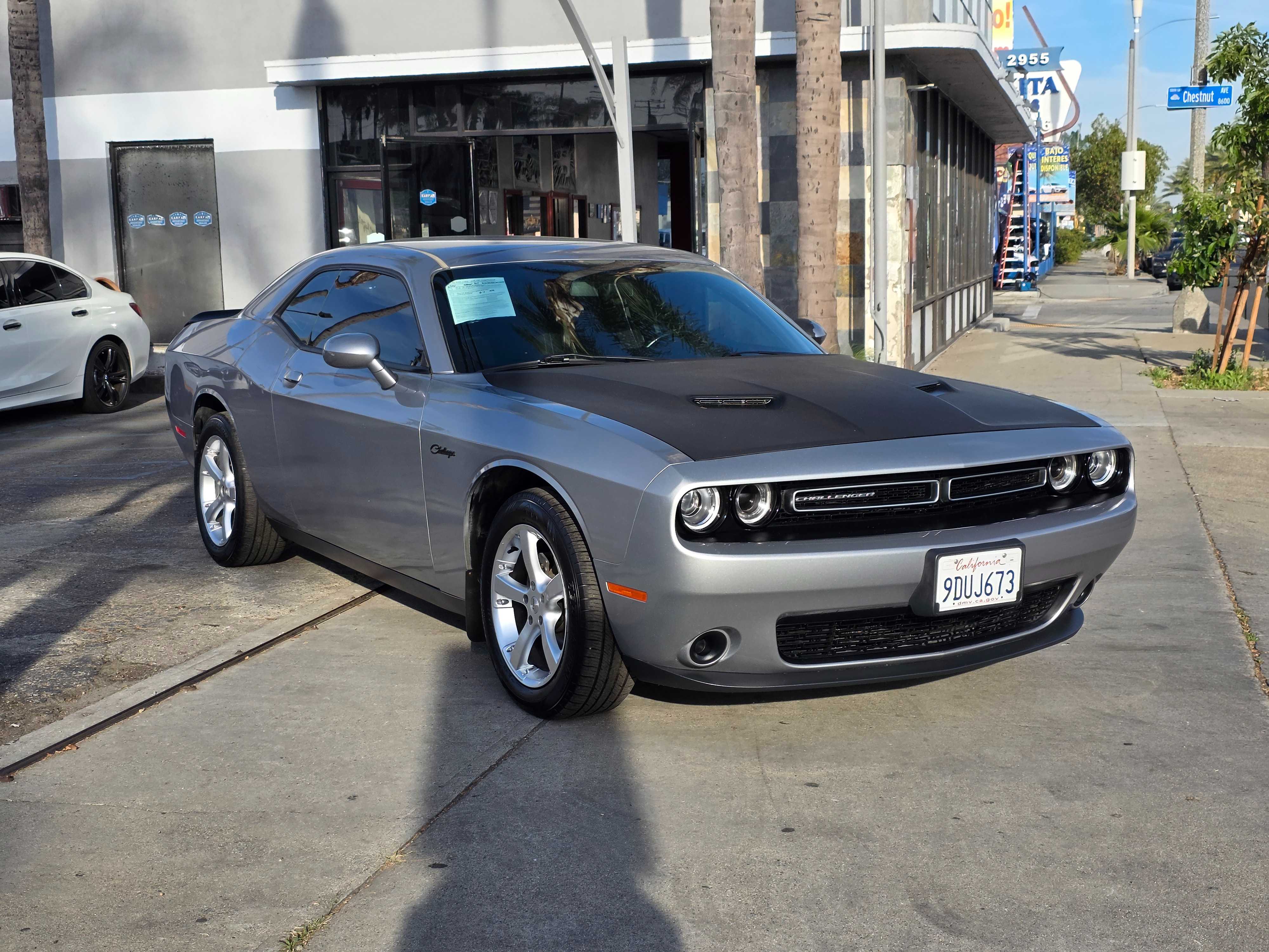2018 Dodge Challenger SXT RWD