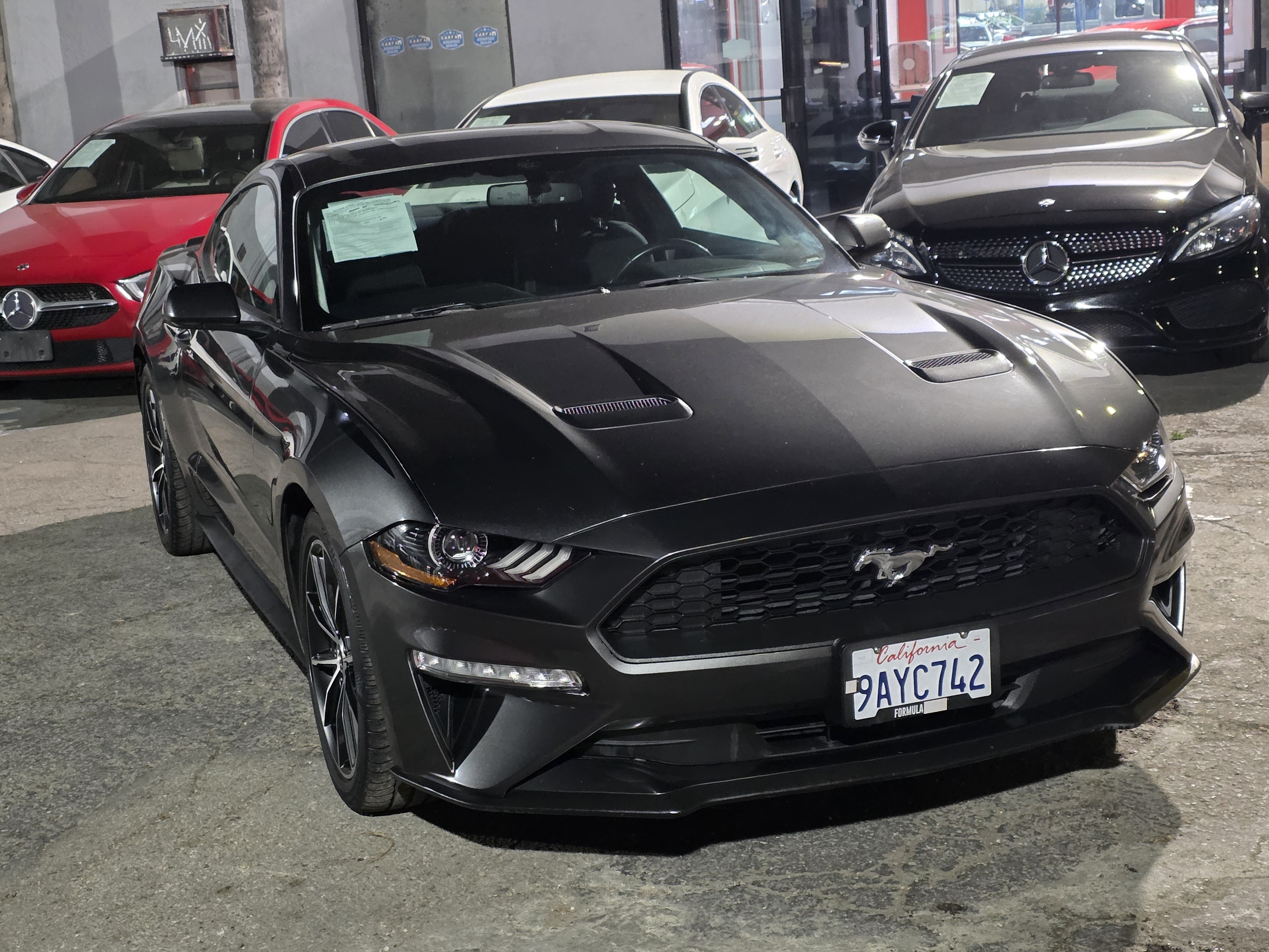 Ford Mustang EcoBoost Coupe RWD