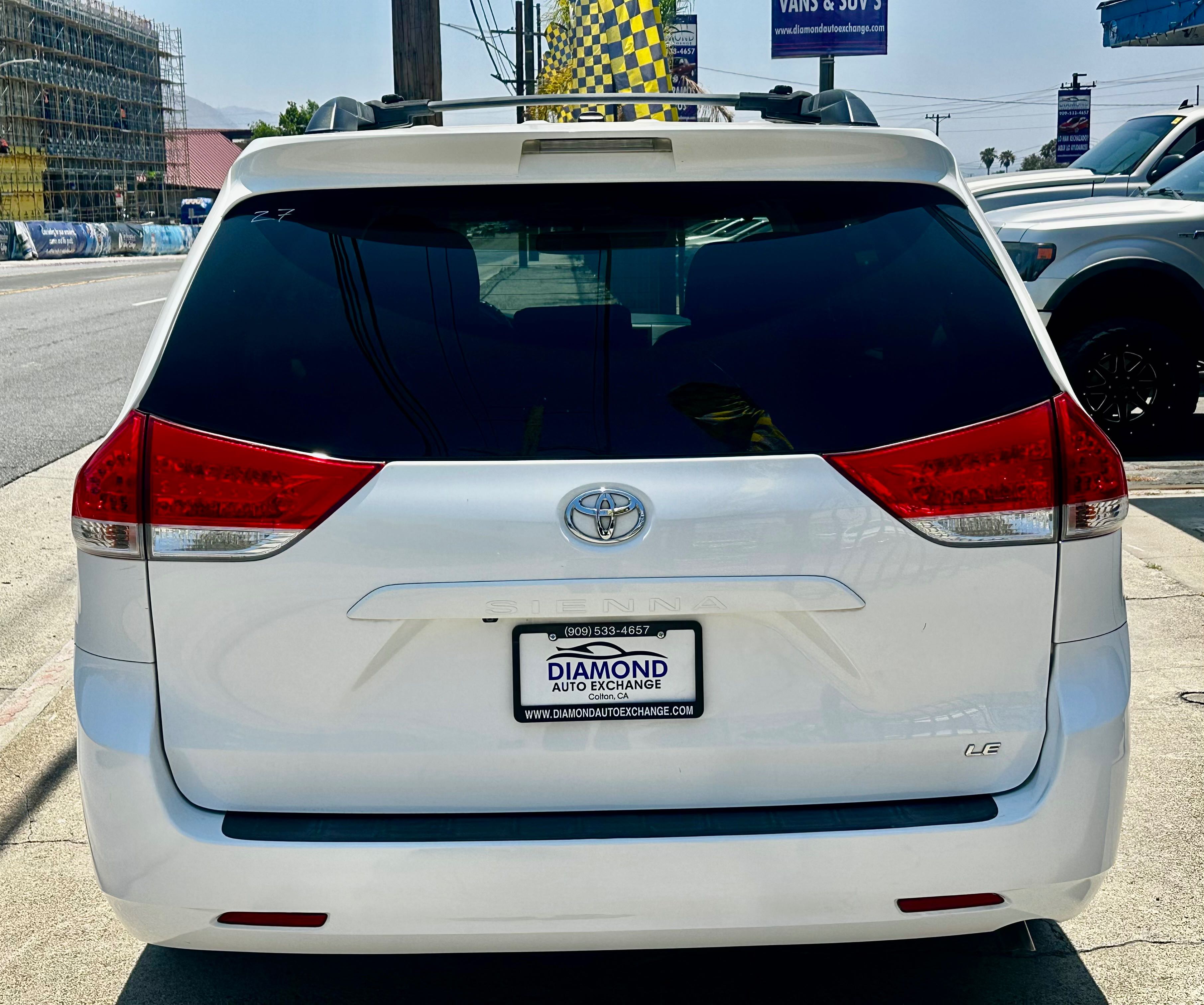 View vehicle photo 3
