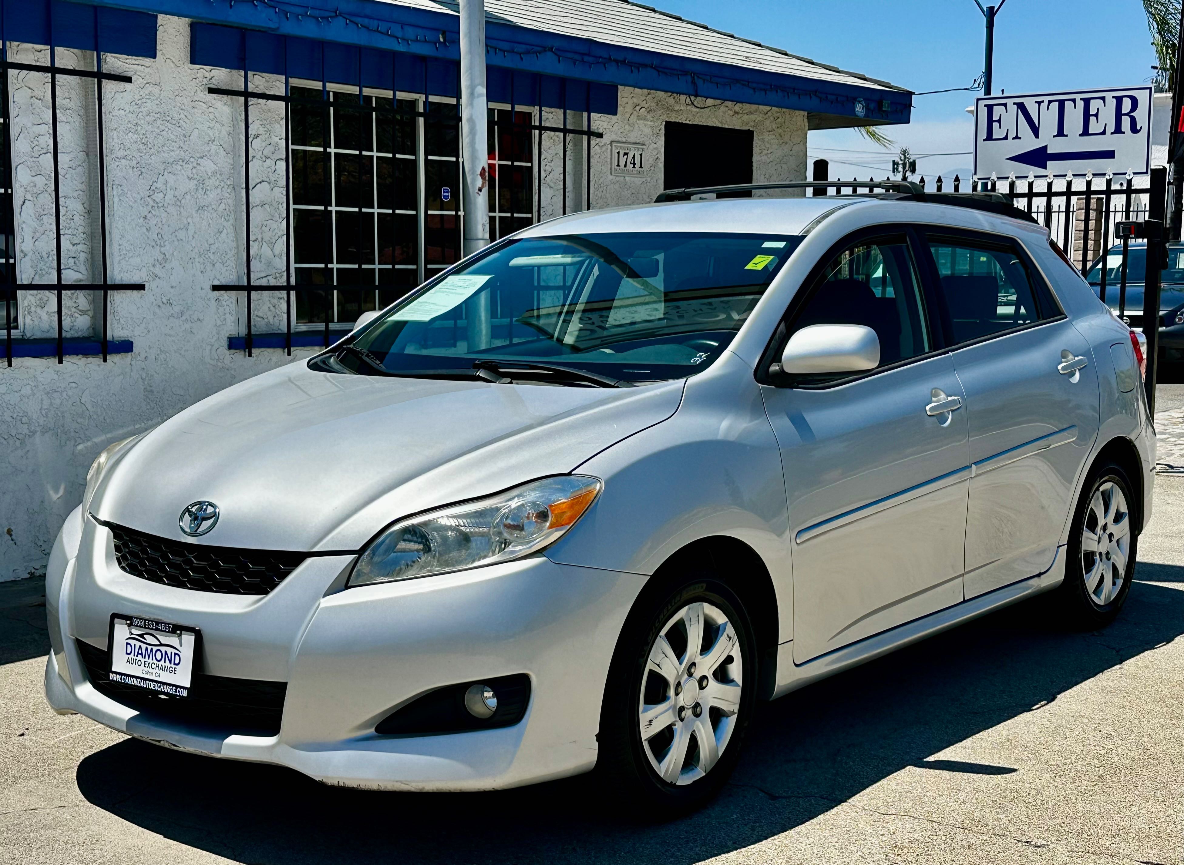 Silver 2013 Toyota Matrix Hatchback Front-Wheel Drive 5-Speed Automatic