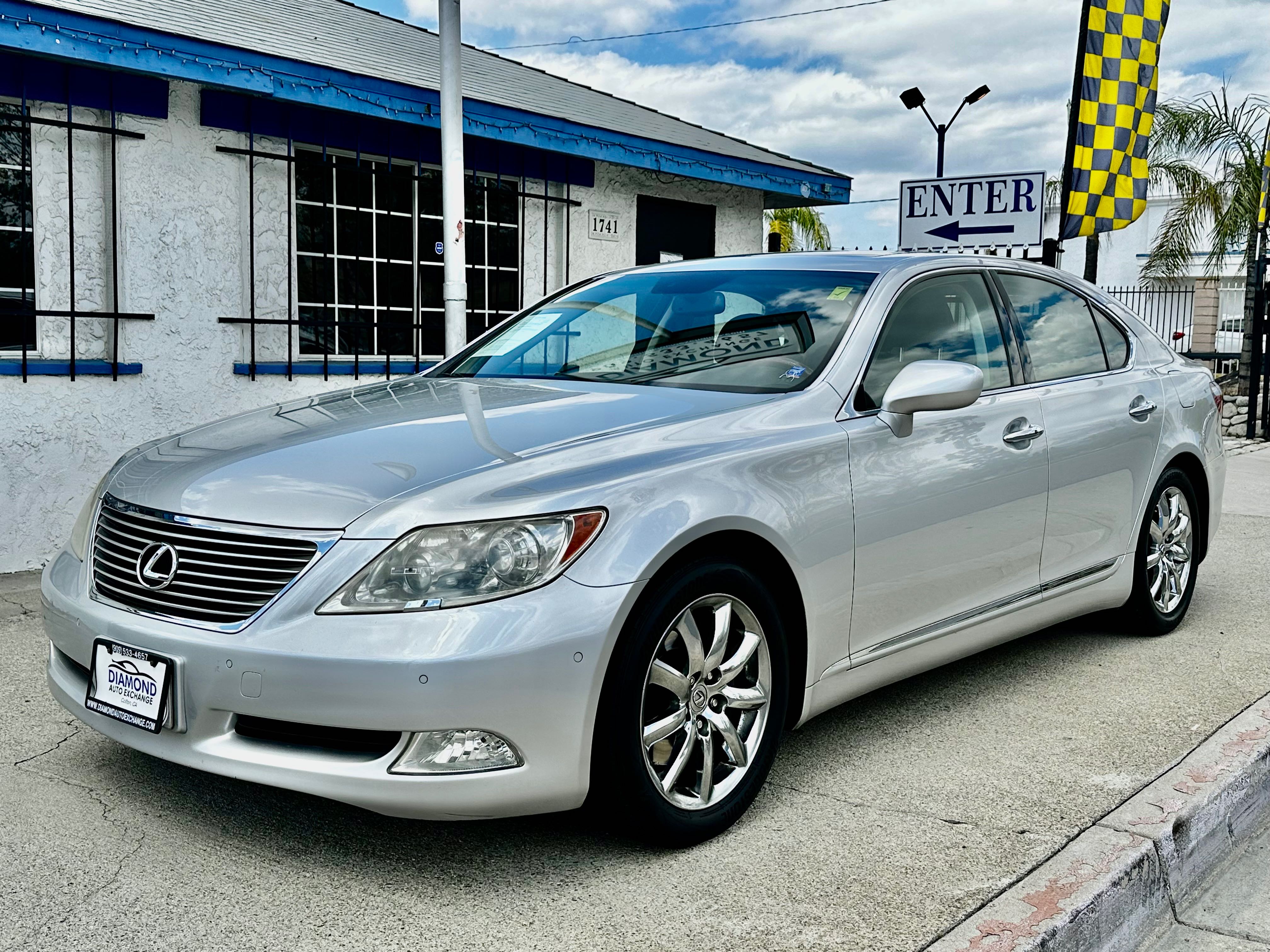 Silver 2008 Lexus LS 460 RWD Sedan Rear-Wheel Drive 8-Speed Automatic Overdrive