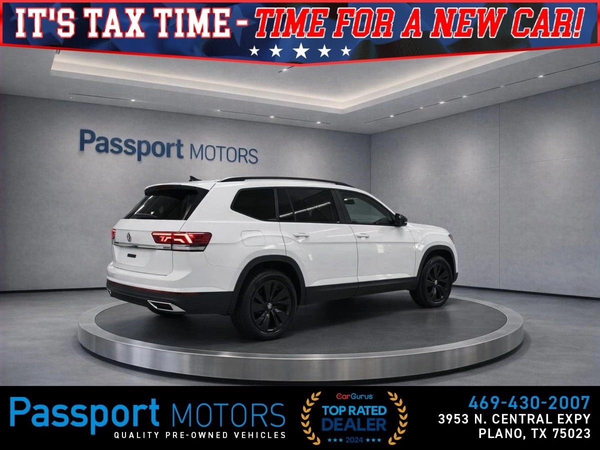 View vehicle photo 3