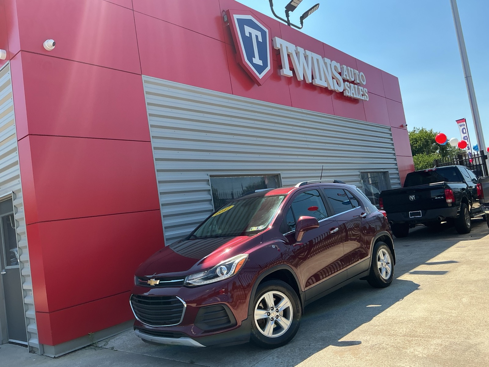 Red 2017 Chevrolet Trax SUV / Crossover Front-Wheel Drive 6-Speed Automatic