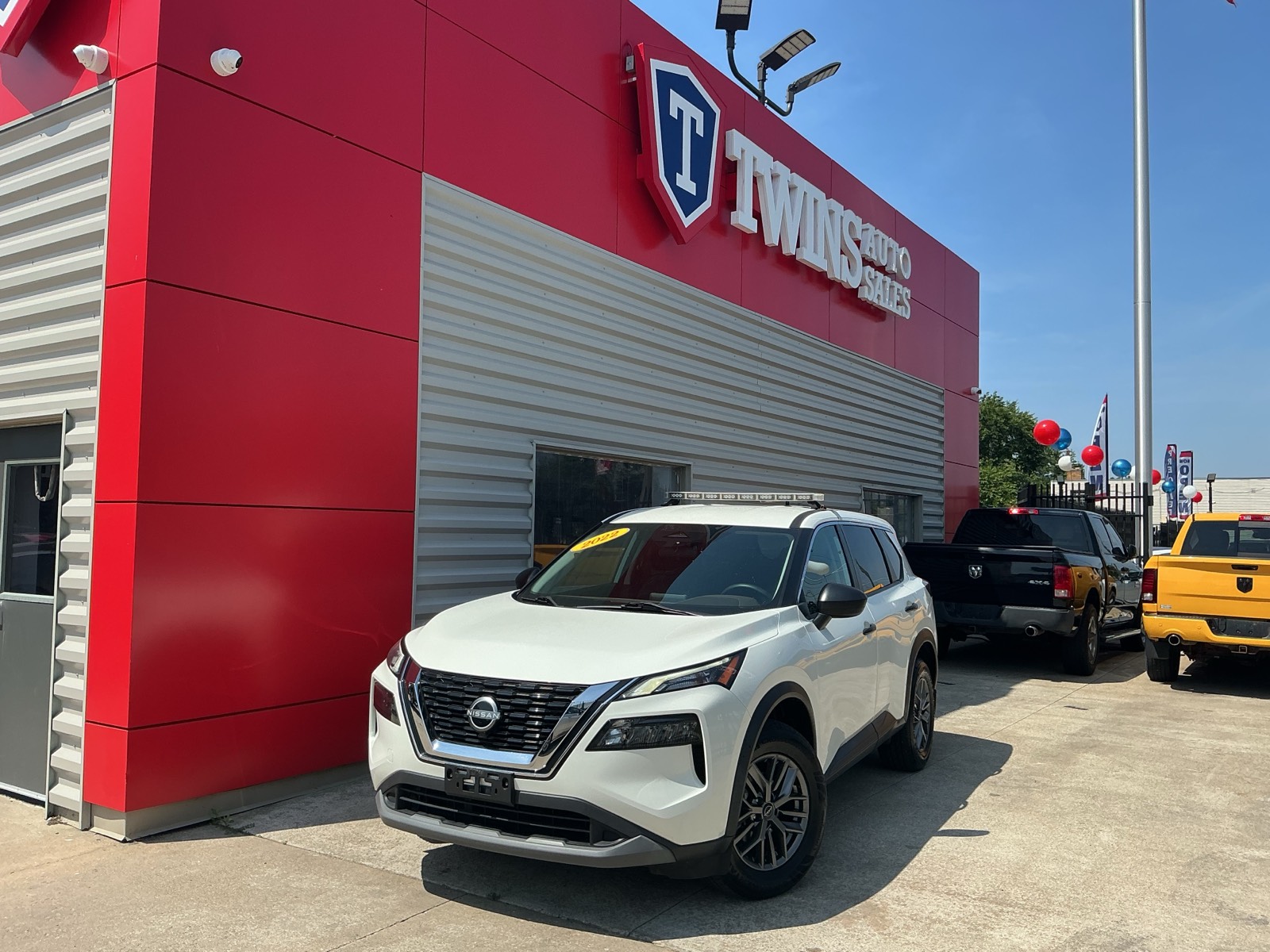 White 2022 Nissan Rogue SUV / Crossover All-Wheel Drive Continuously Variable Transmission
