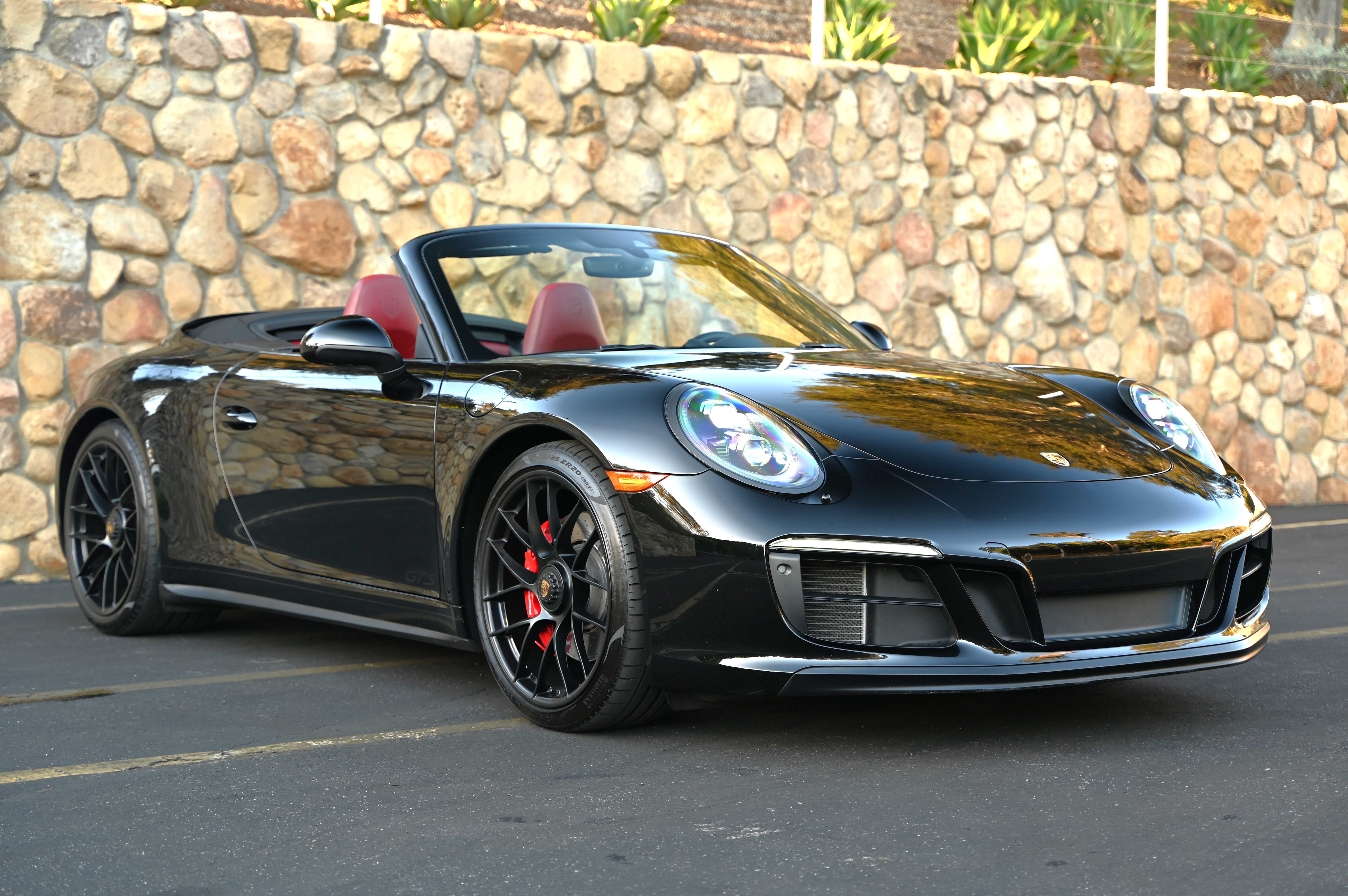 2018 PORSCHE 911 Carrera S, Carrera GTS / Carrera 4S, Carrera 4 GTS
