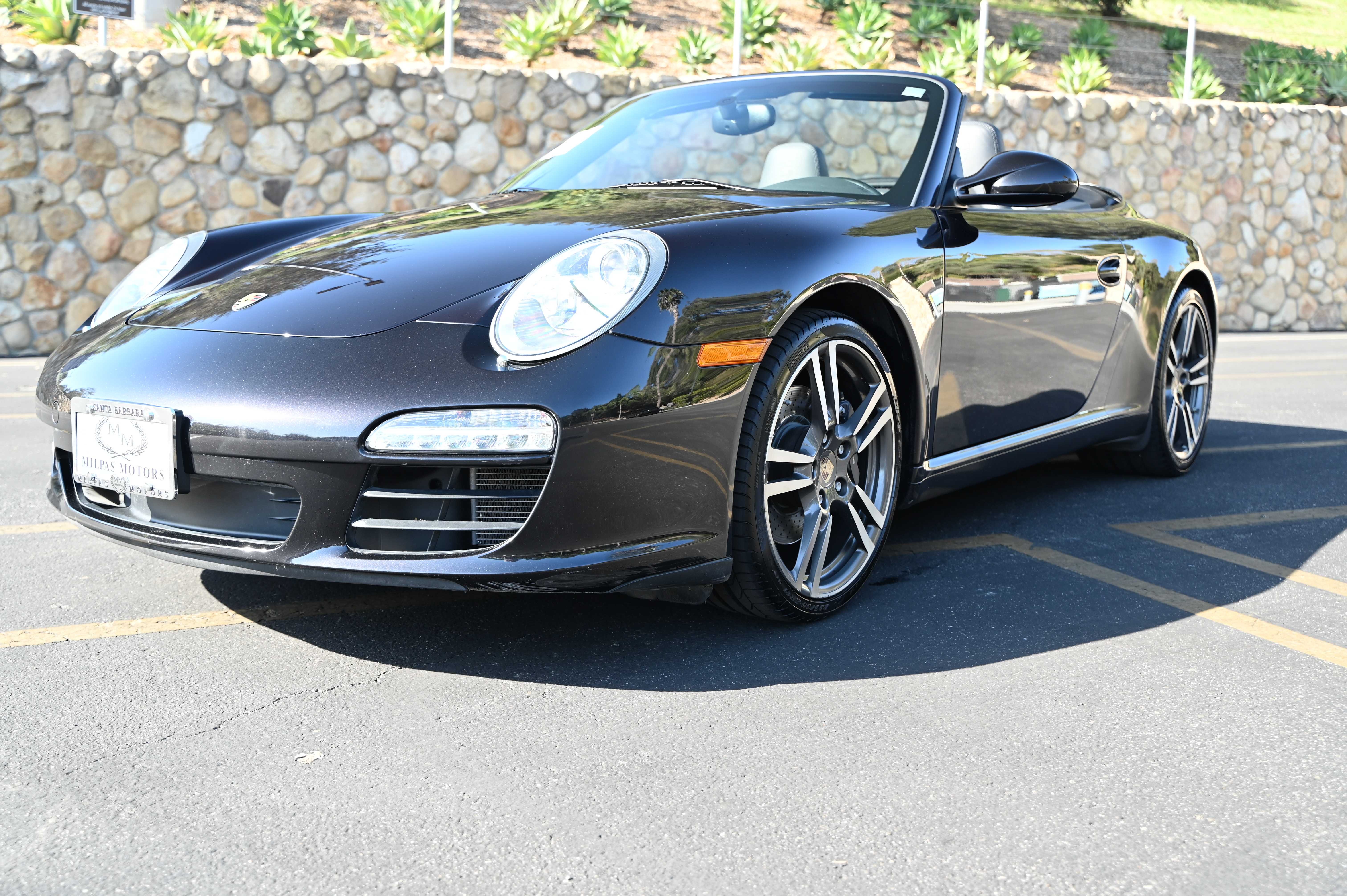2012 PORSCHE 911 Cabriolet (2WD), 4 Cabriolet (4WD)