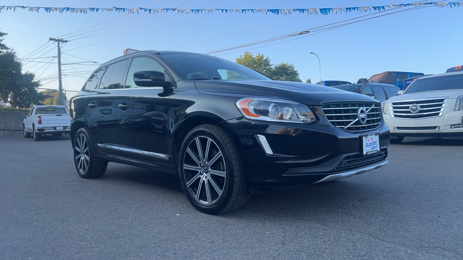 2017 VOLVO XC60 Inscription