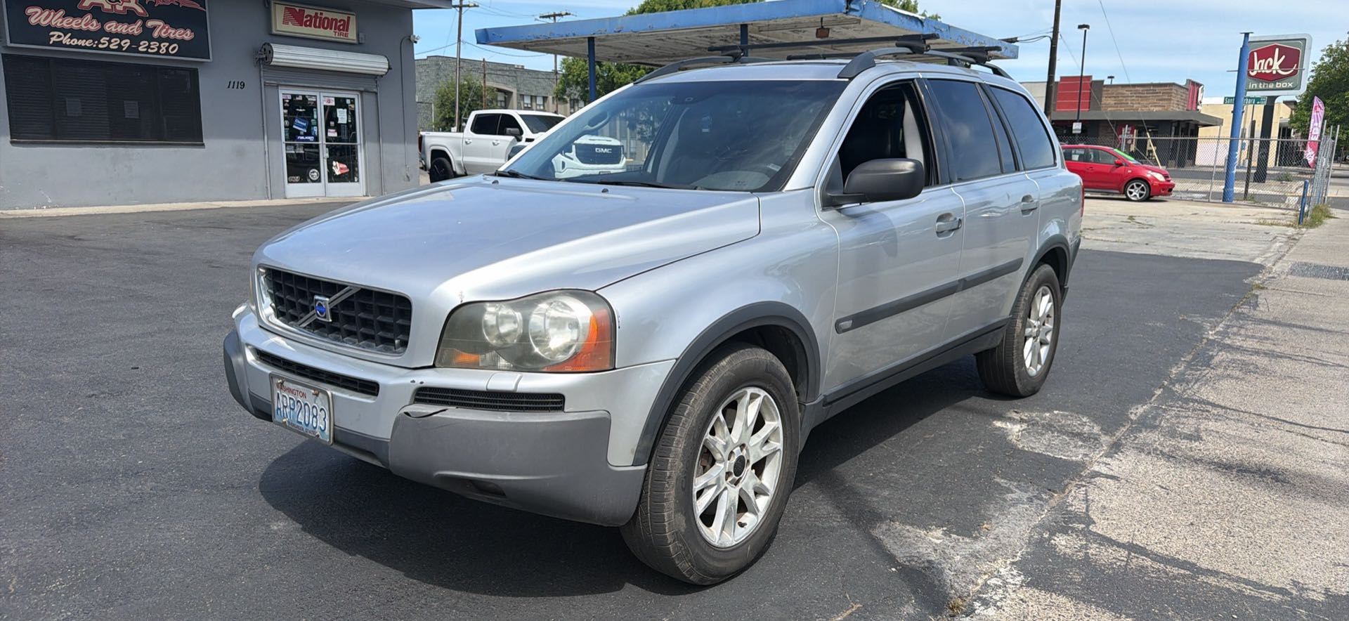 Silver 2005 Volvo XC90 SUV / Crossover All-Wheel Drive Automatic
